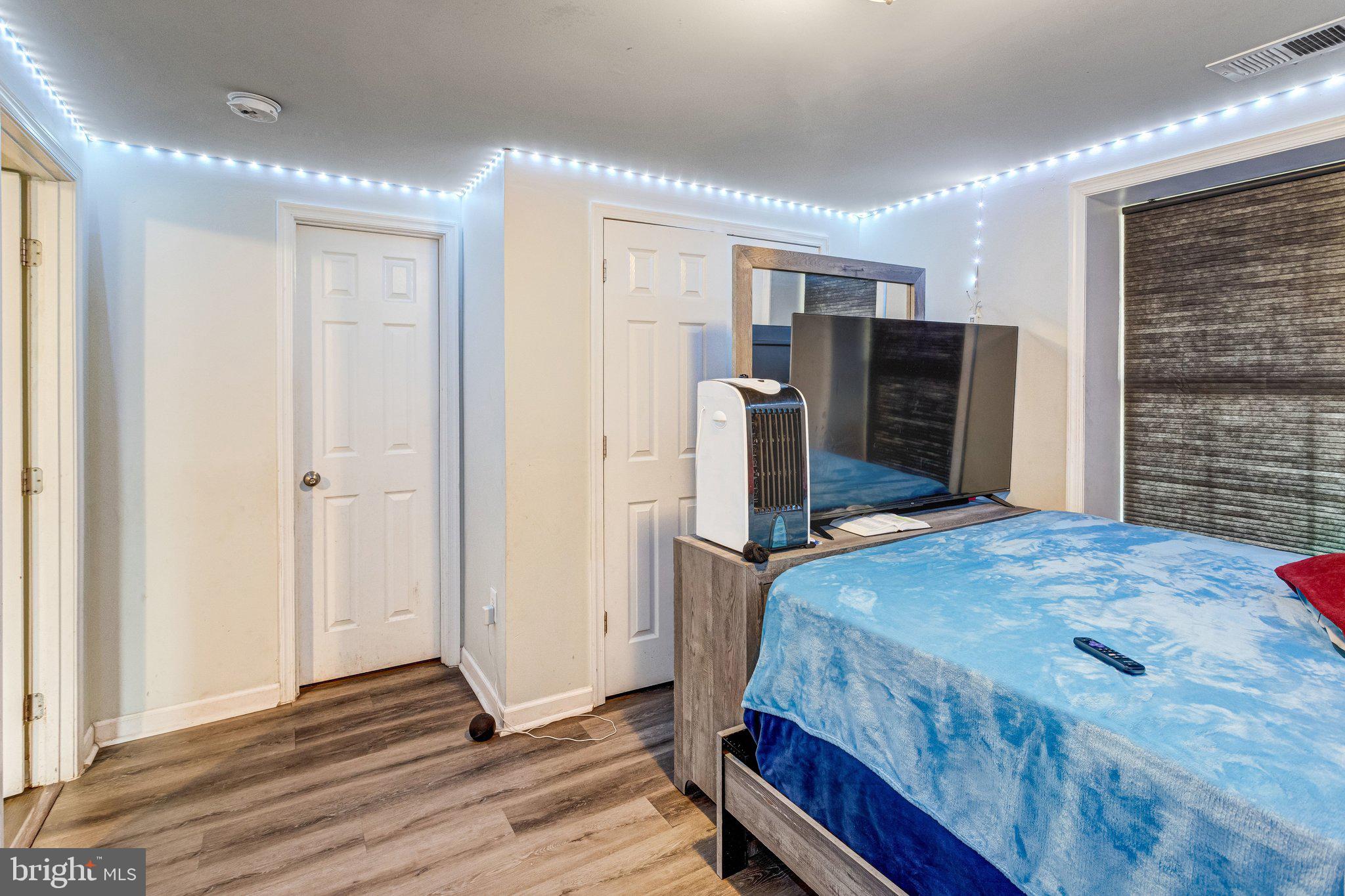 DALE CITY - Residential