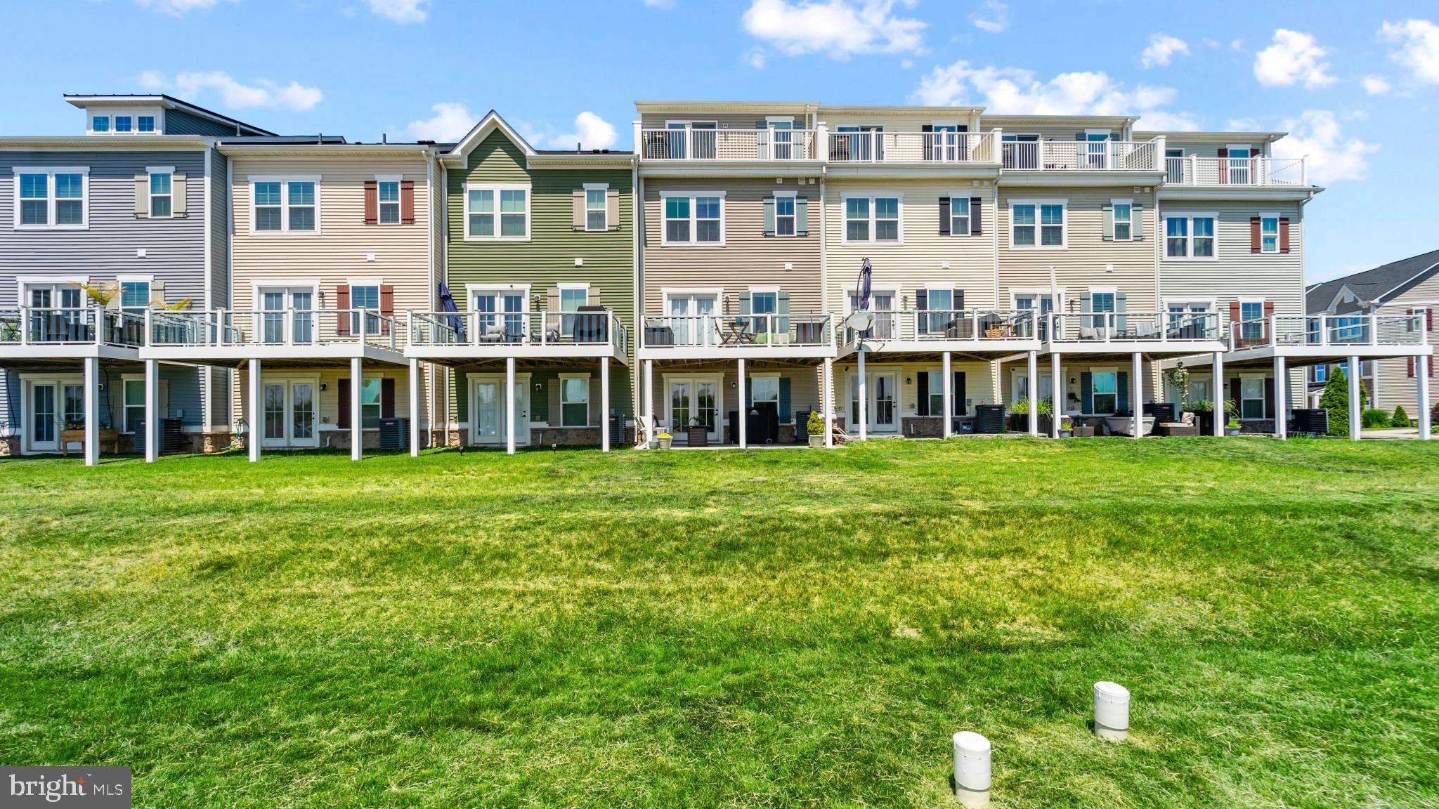 SHELTERED HARBOR - Residential