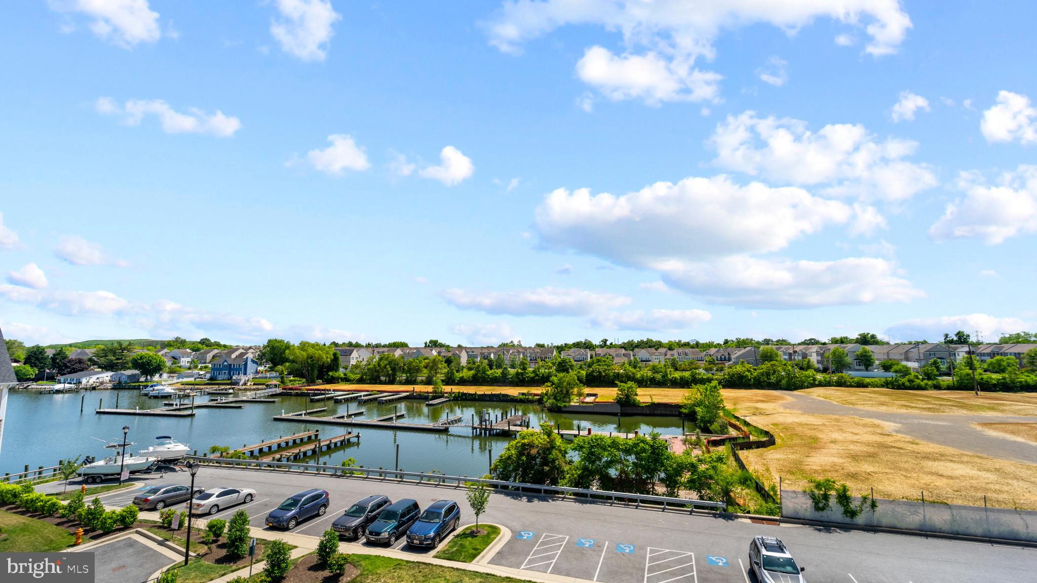 SHELTERED HARBOR - Residential