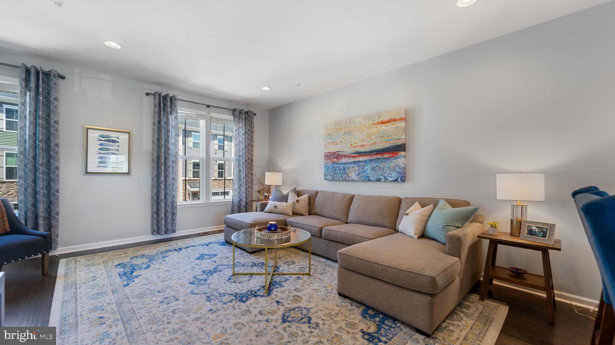 SHELTERED HARBOR - Residential