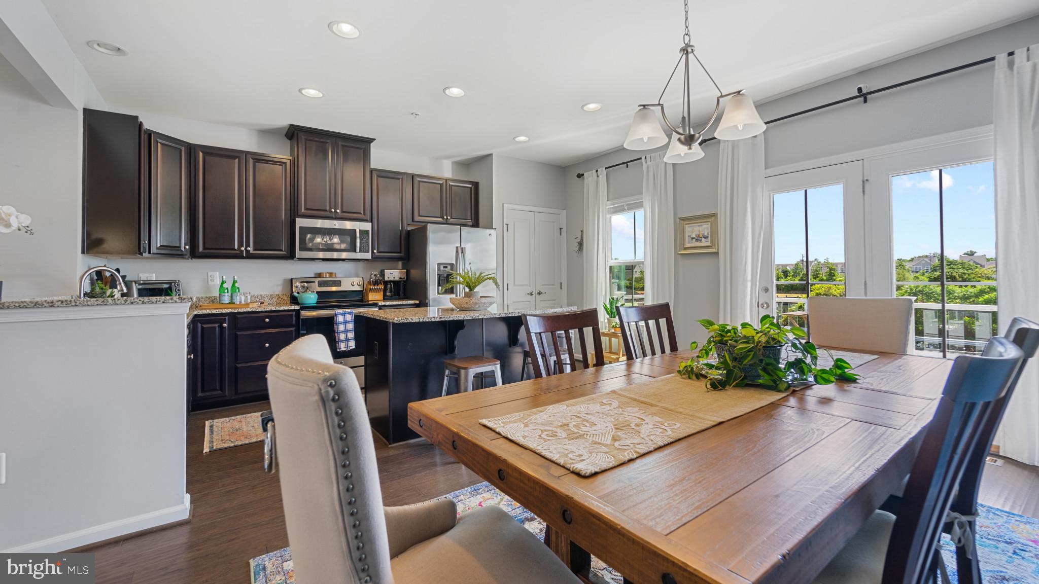 SHELTERED HARBOR - Residential