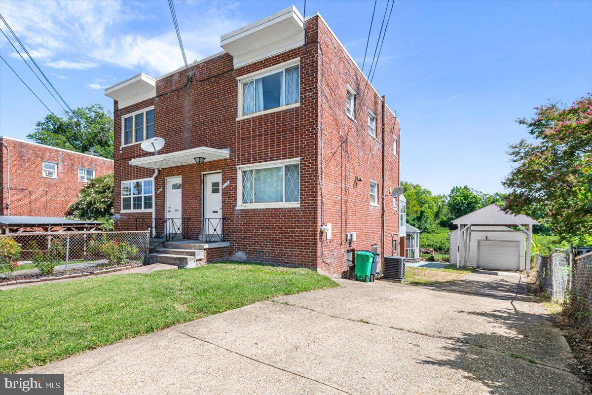 1814 LONGFORD DRIVE