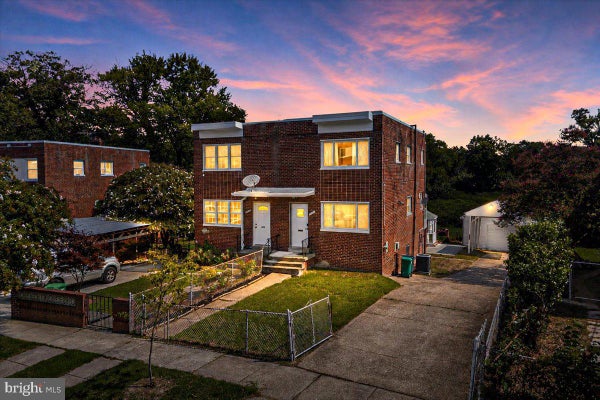 1814 LONGFORD DR, HYATTSVILLE, MD 20782 - Image 7b00fc1a2ae4232ee8194f8c12e144fc/2888043928