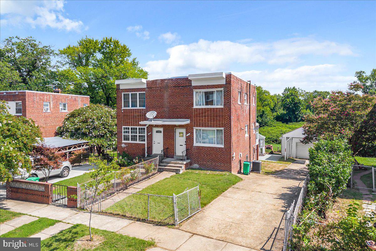 1814 LONGFORD DRIVE