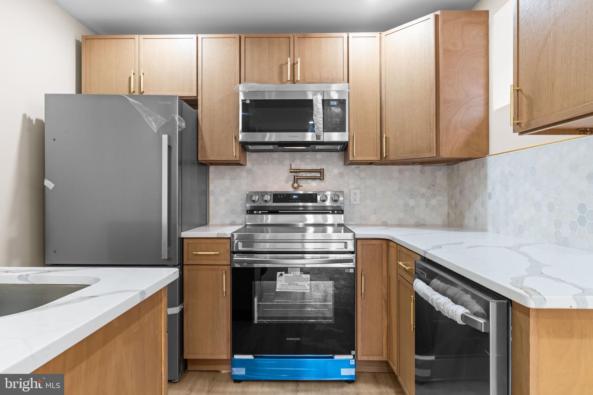 KENSINGTON - Residential