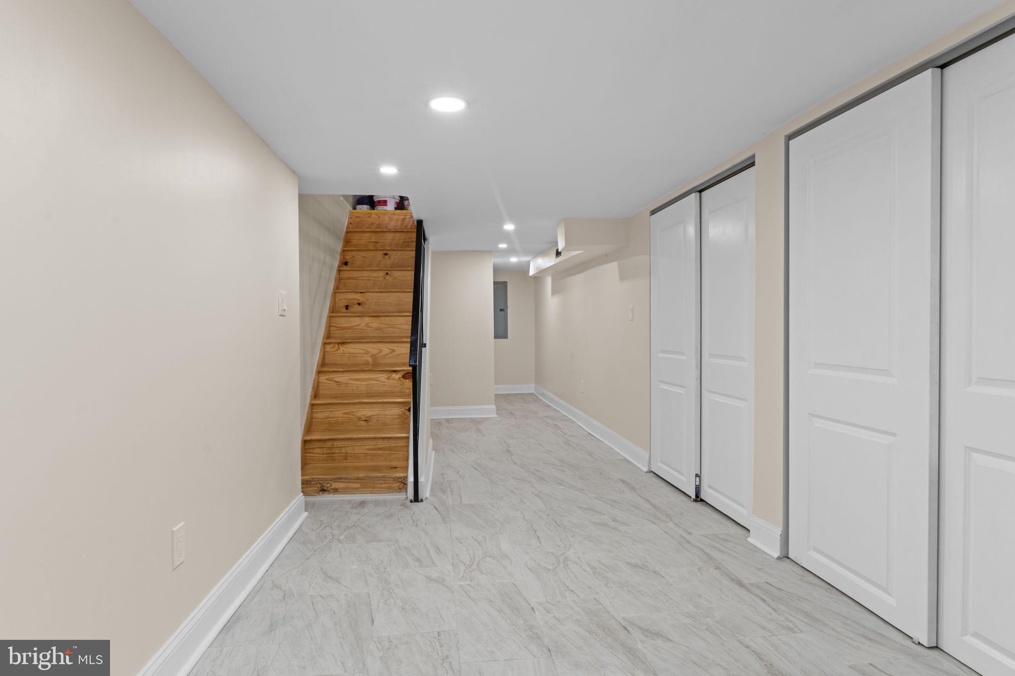 KENSINGTON - Residential