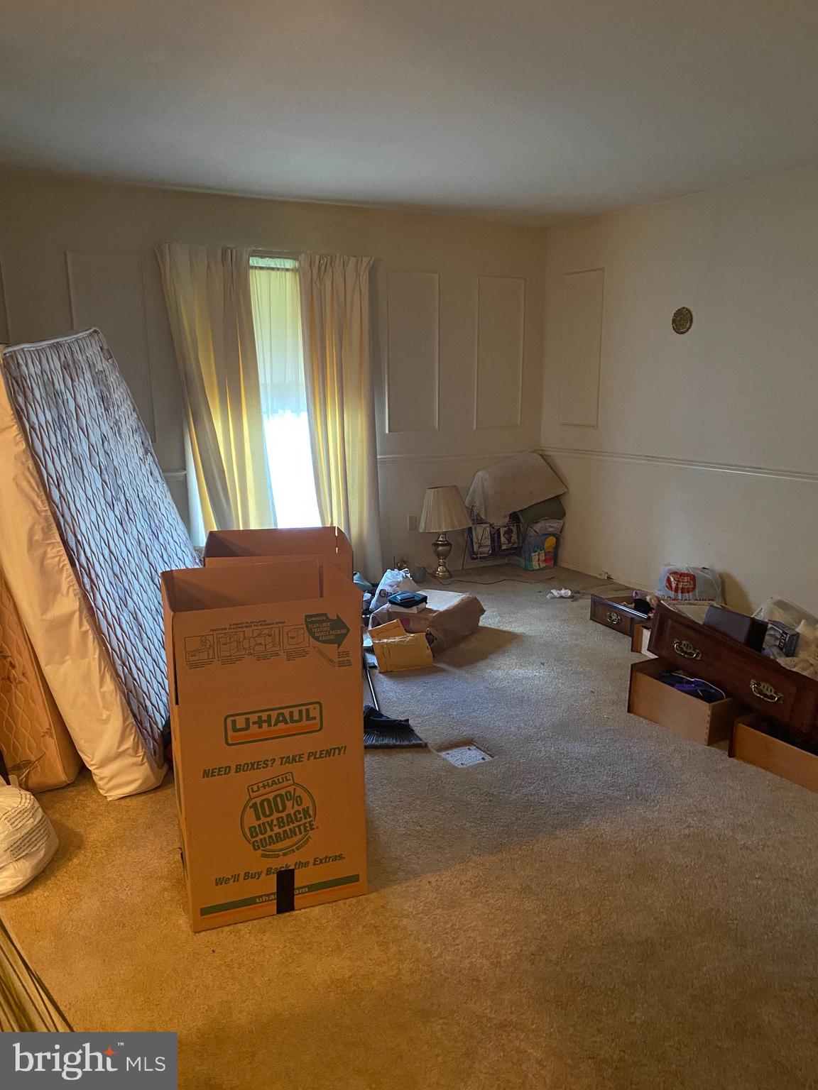 RAMBLING HILLS - Residential