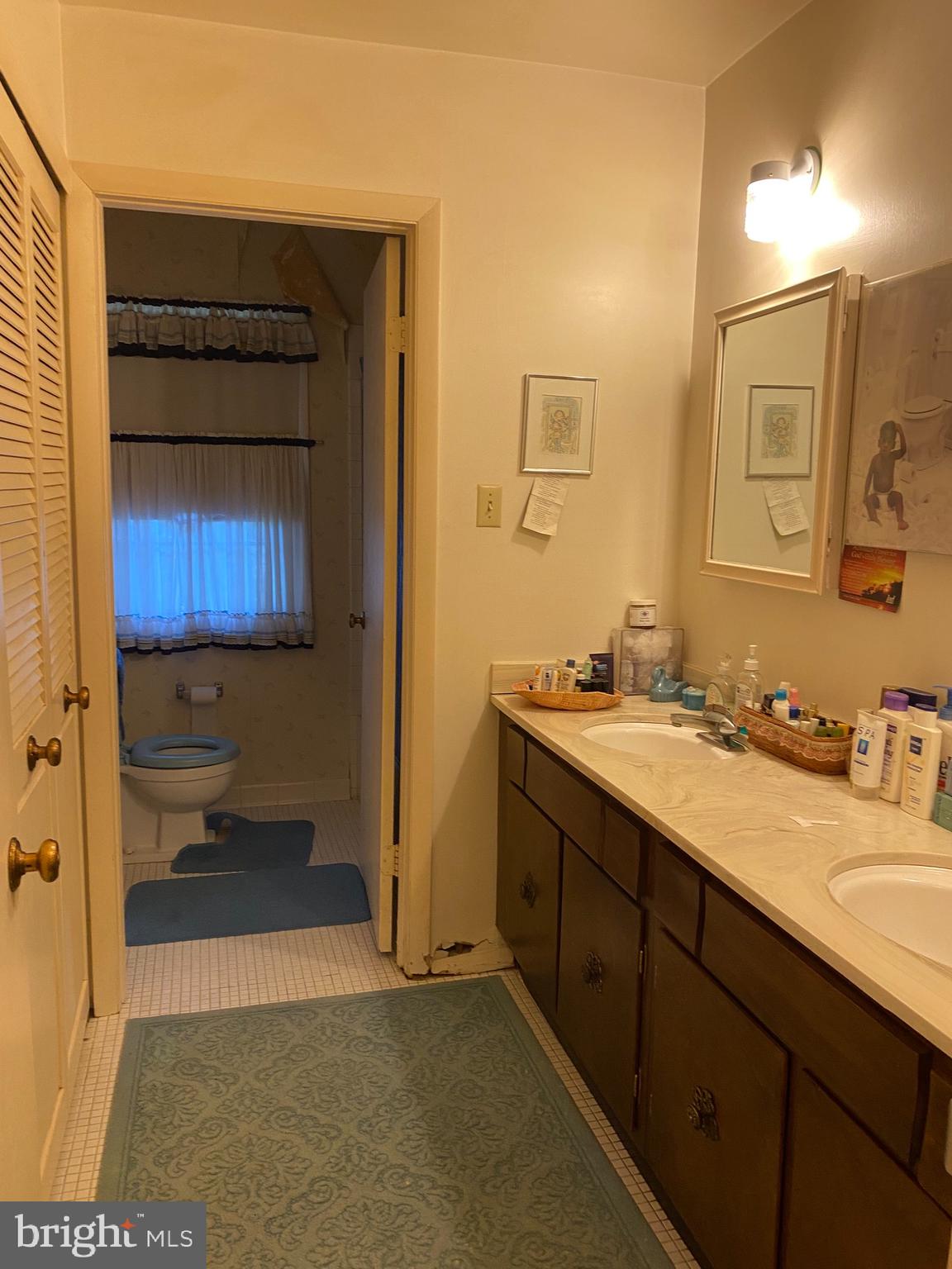 RAMBLING HILLS - Residential