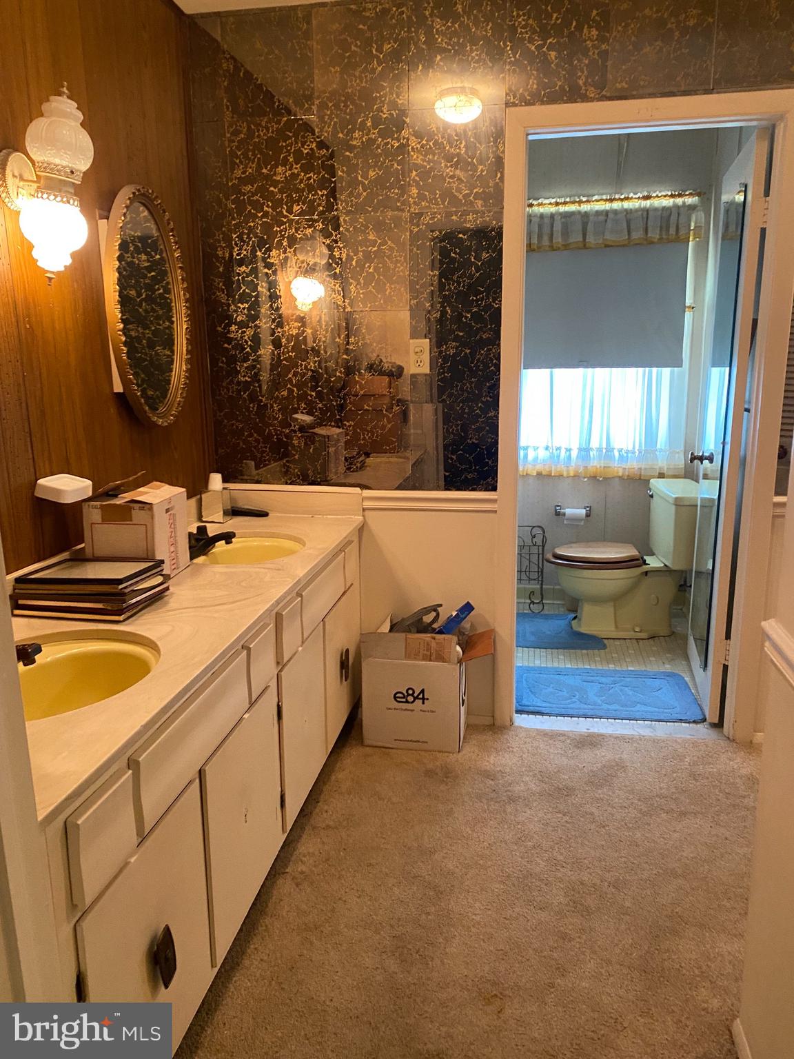 RAMBLING HILLS - Residential