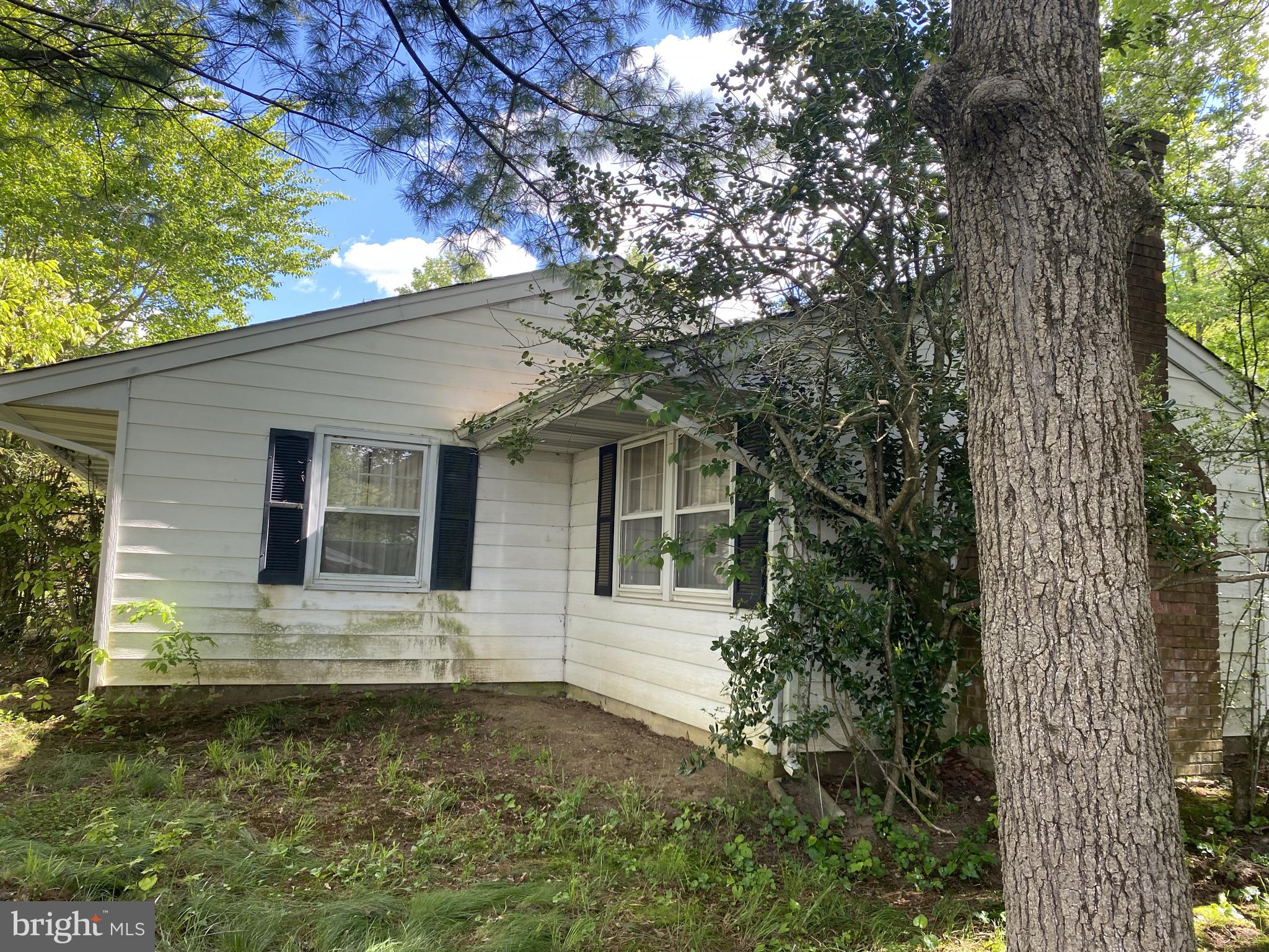 RAMBLING HILLS - Residential