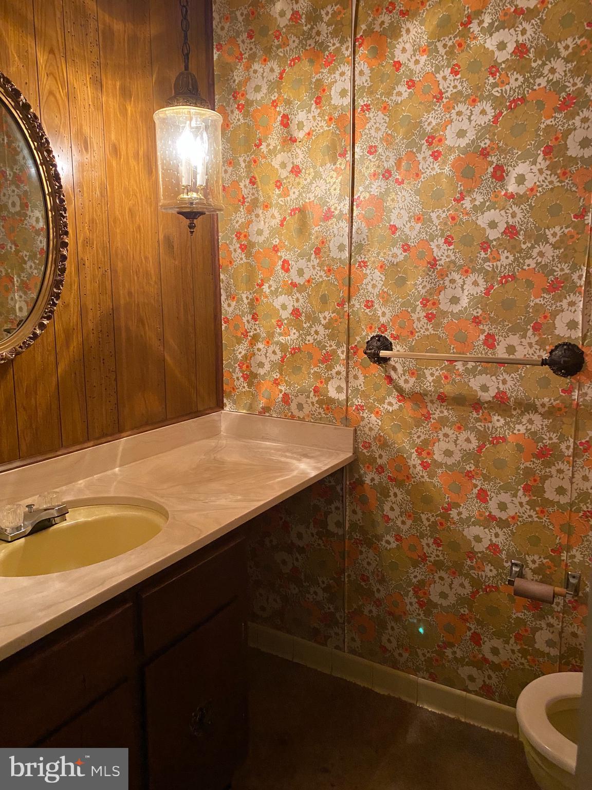 RAMBLING HILLS - Residential