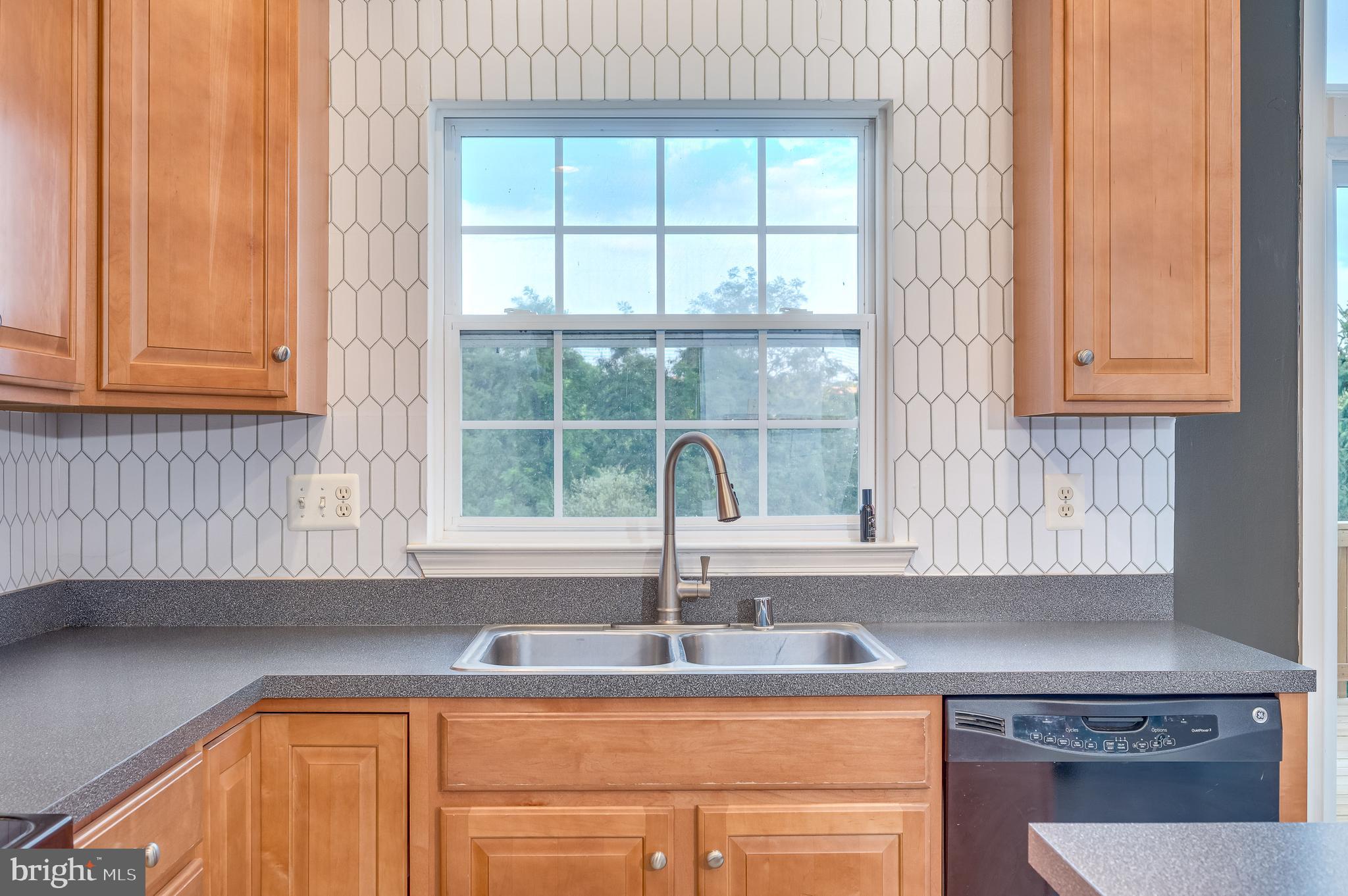 MADDEX FARM - Residential Lease