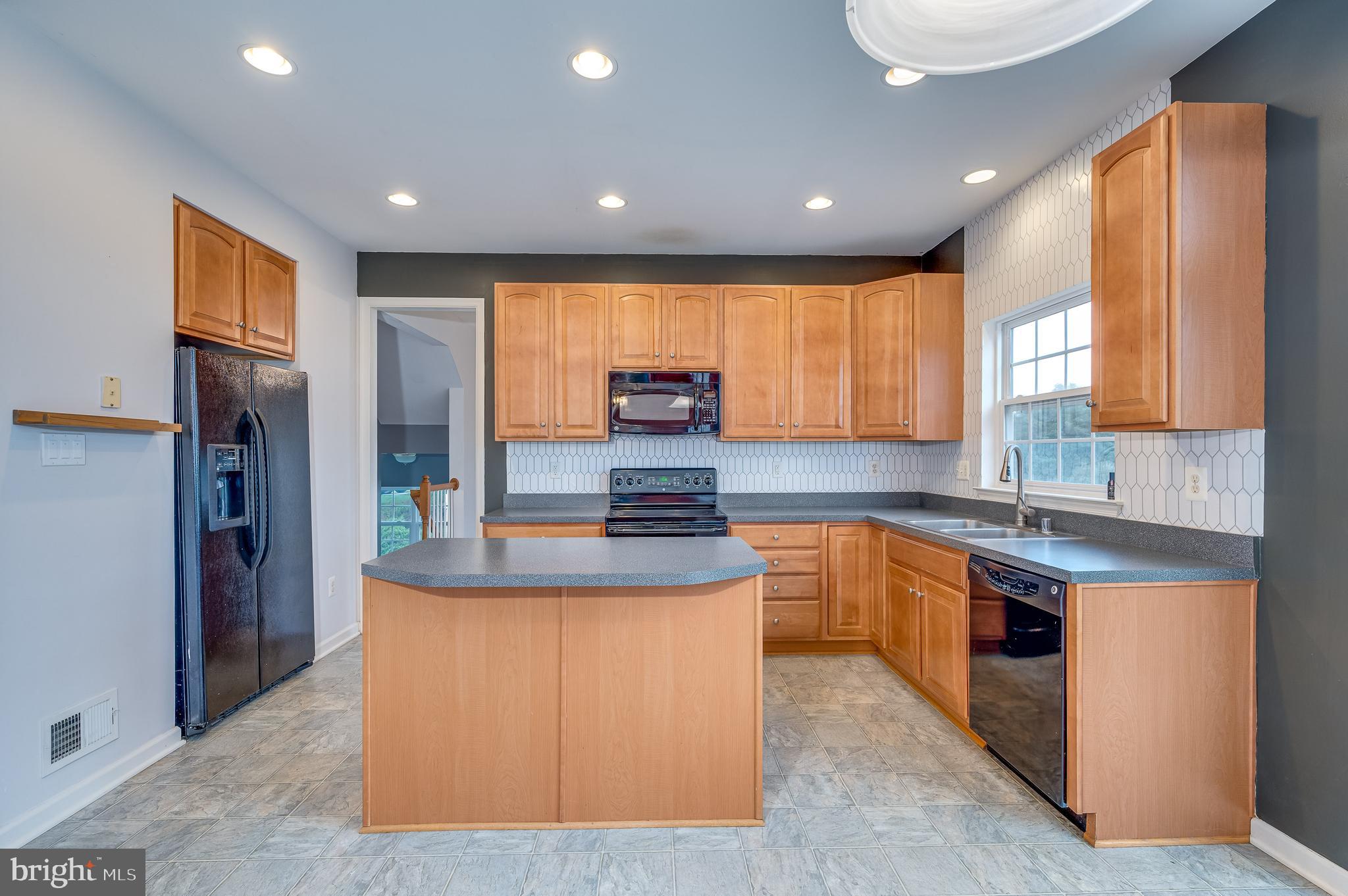 MADDEX FARM - Residential Lease