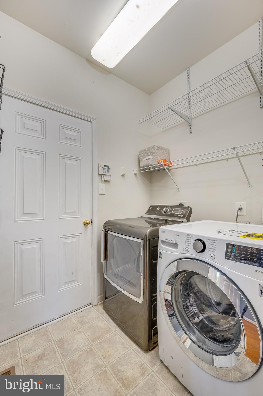 MADDEX FARM - Residential Lease