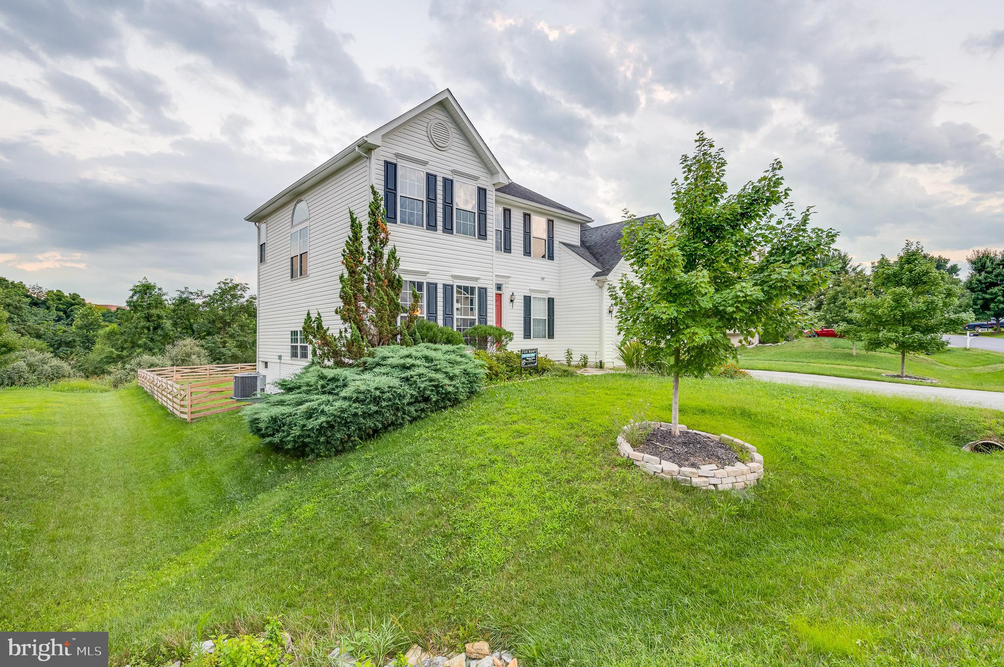 MADDEX FARM - Residential Lease