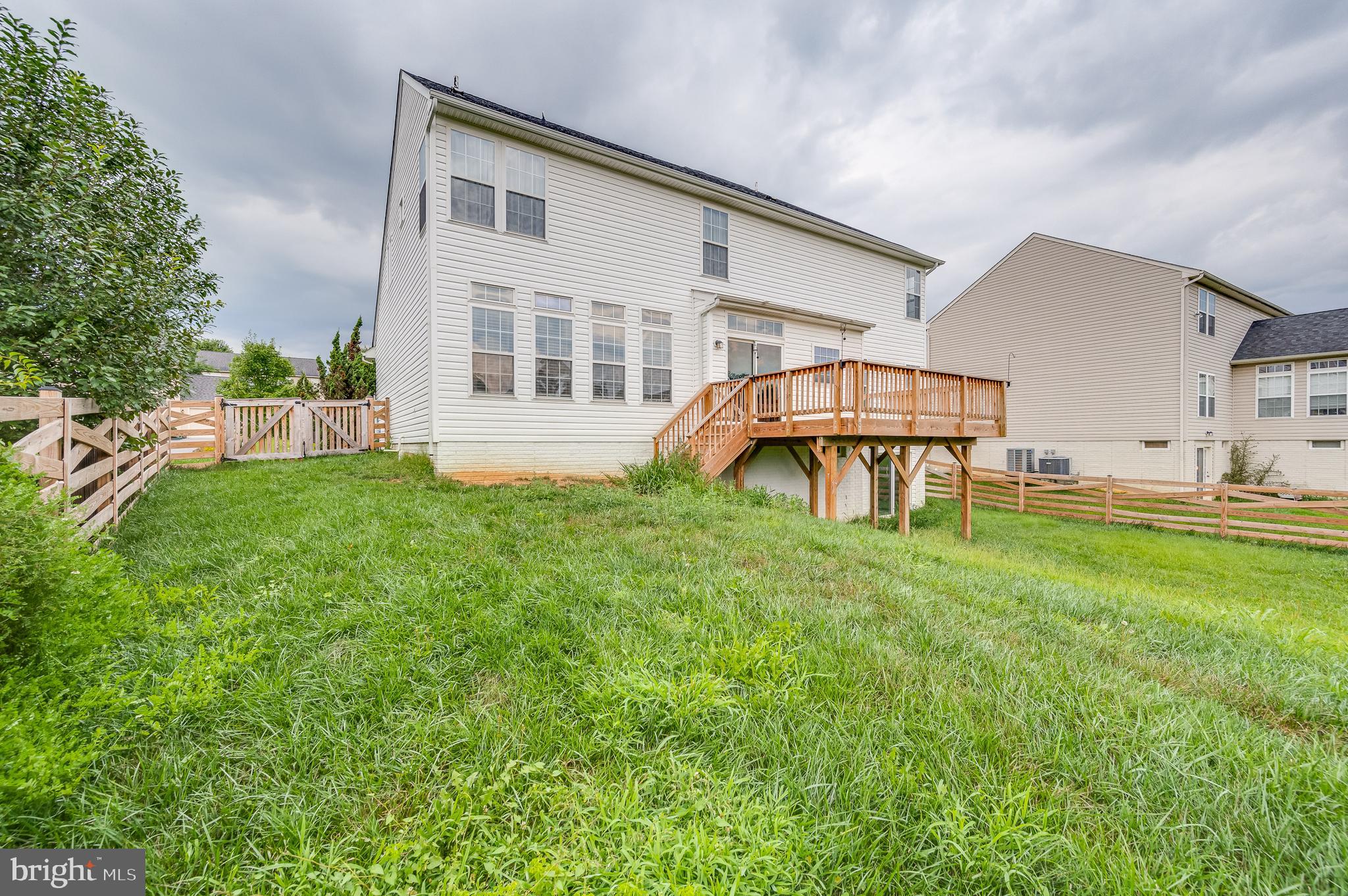 MADDEX FARM - Residential Lease