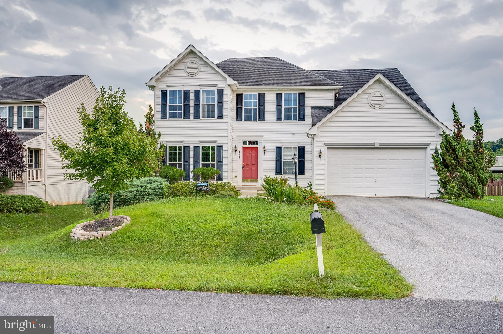 MADDEX FARM - Residential Lease