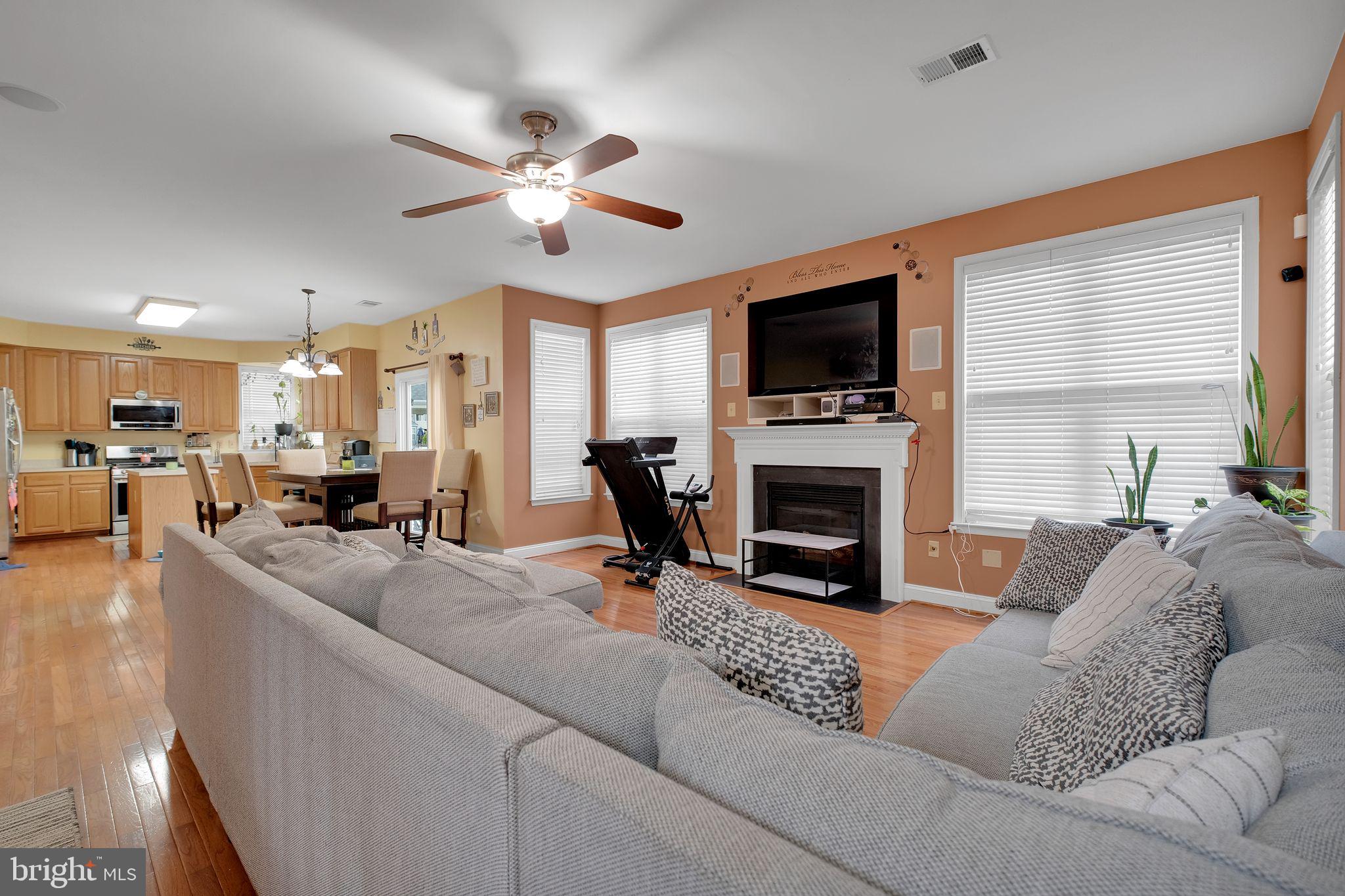 2362 SEQUOIA GROVE STREET