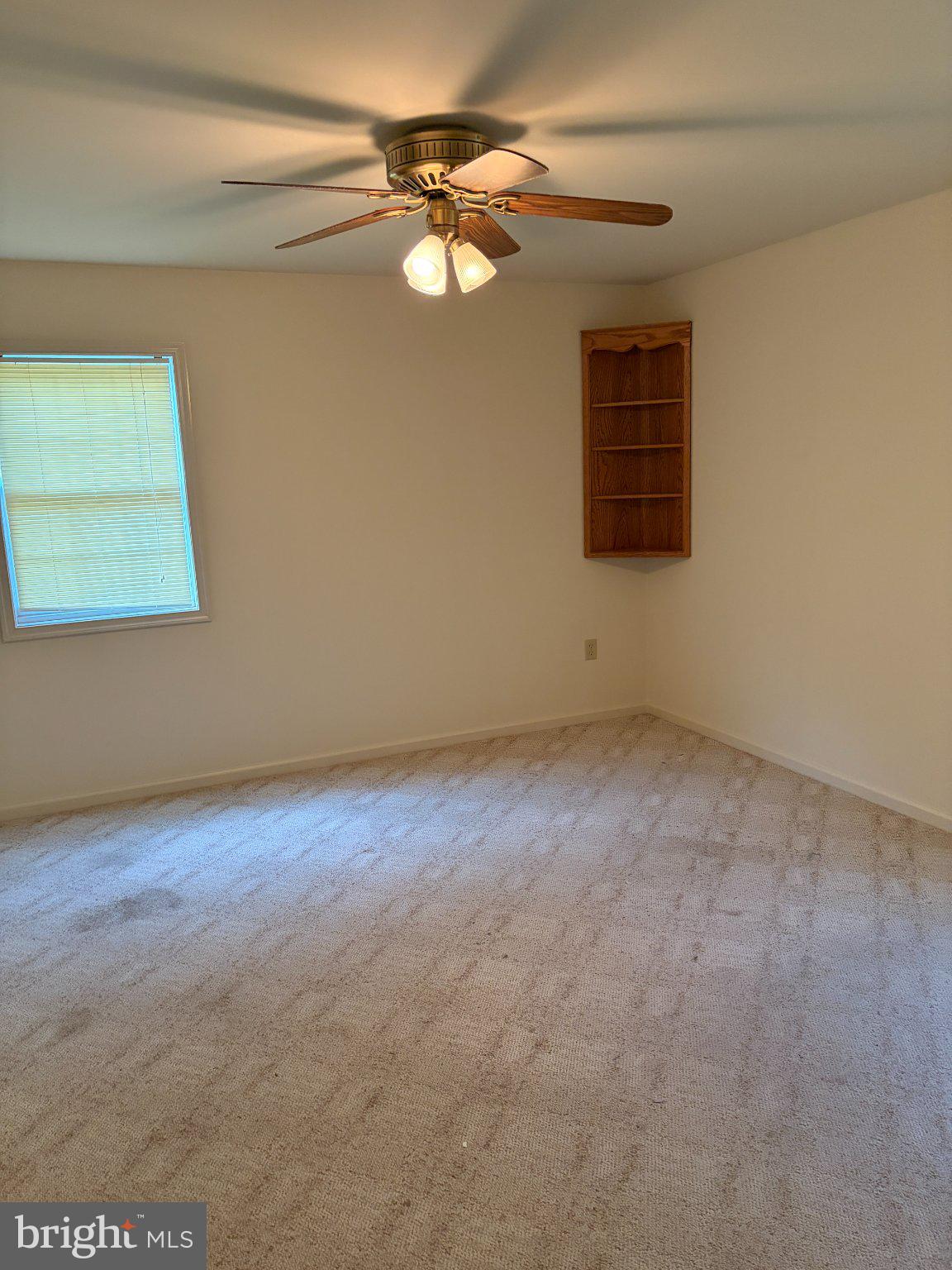 6 ROSEMONT DRIVE