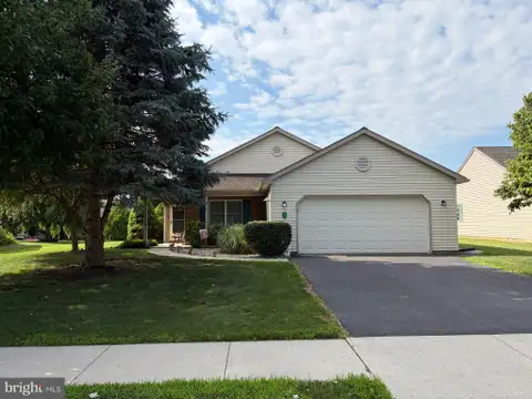 6 Rosemont Drive, Myerstown, PA 17067 - #: PALN2027290