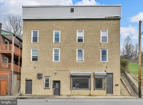 Multifamily For Sale - 567 S 1st Avenue<br/> COATESVILLE, PA 19320