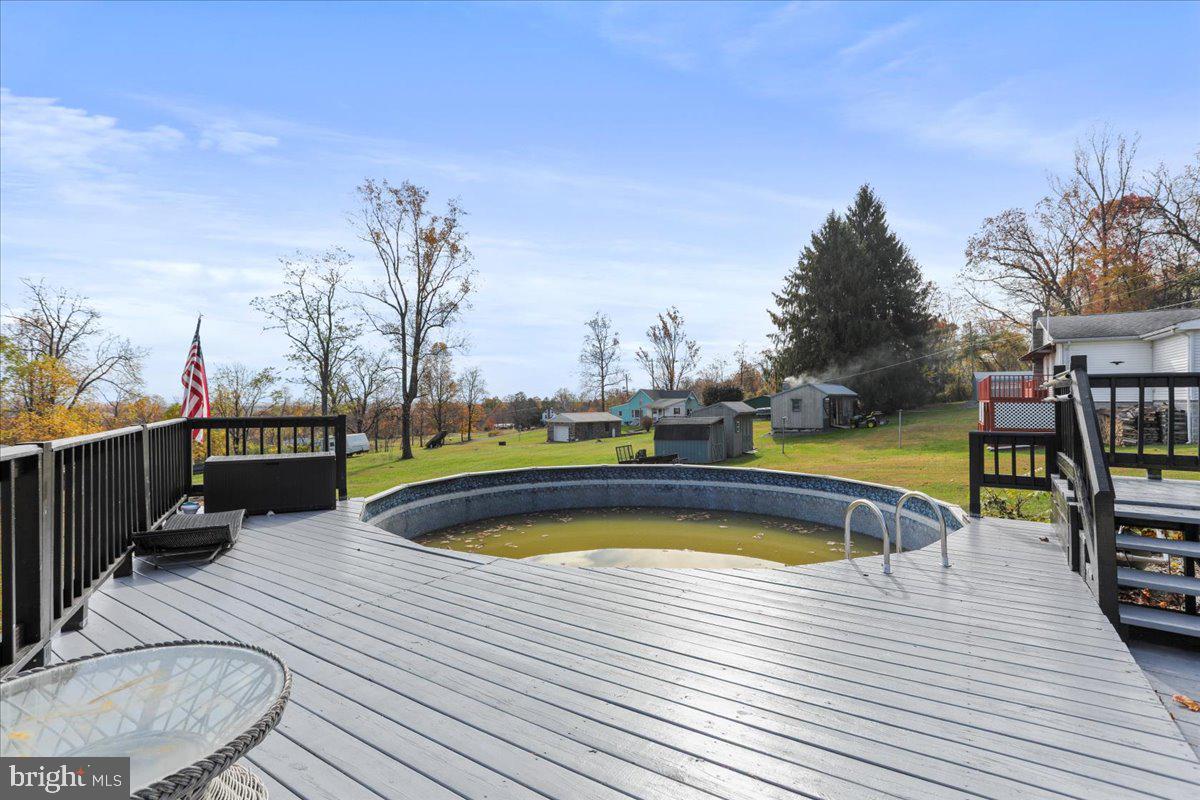 TUSCARORA - Residential