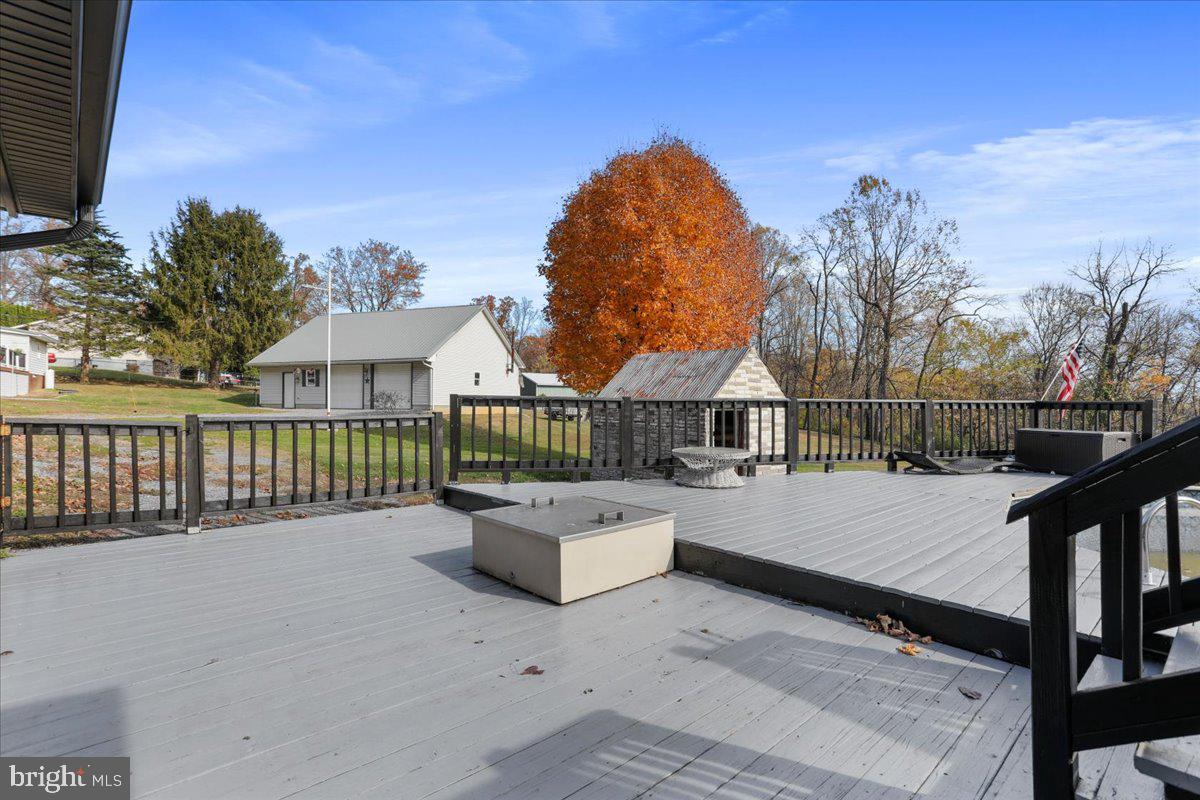 TUSCARORA - Residential