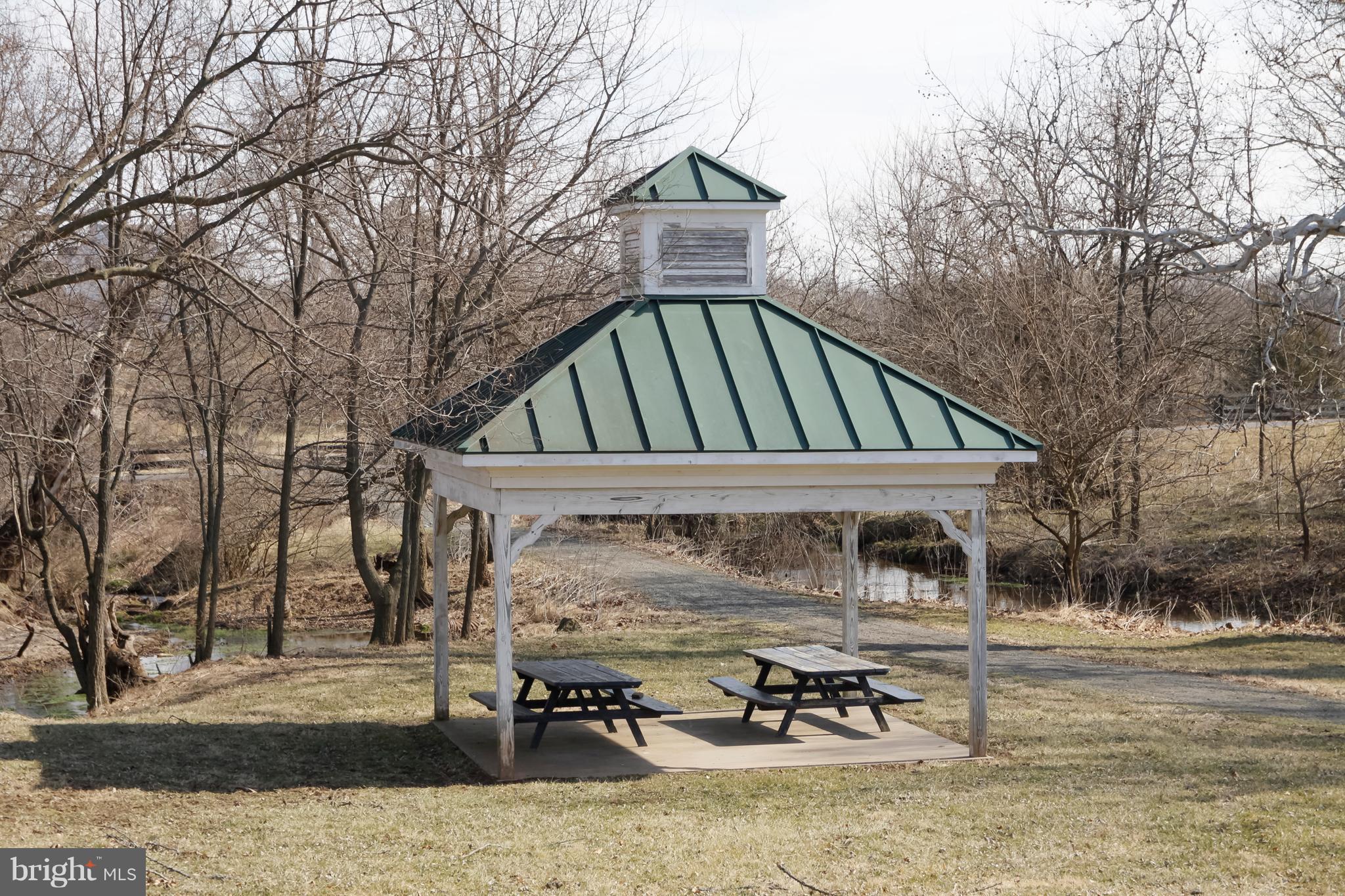 BIG SPRING FARM - Residential