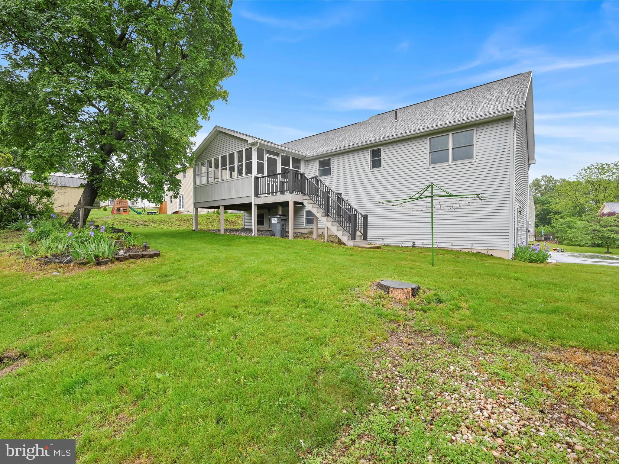 Pottsville, Pennsylvania 17901, United States, 3 Bedrooms Bedrooms, ,3 BathroomsBathrooms,Residential,Contingent,137232