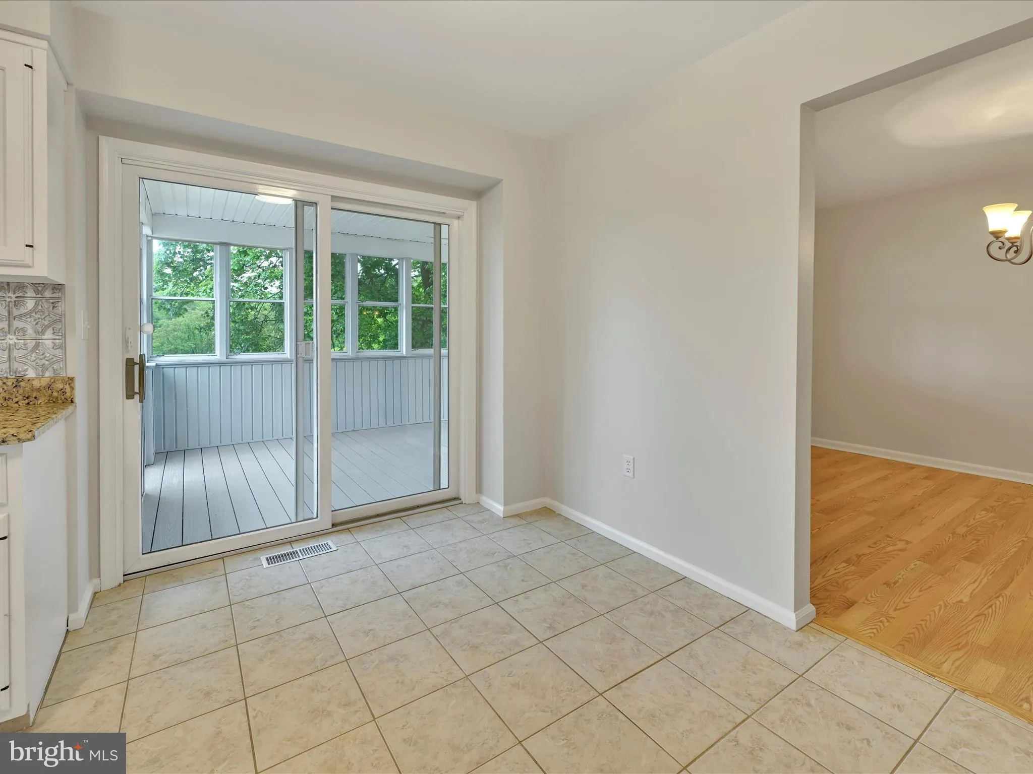 Pottsville, Pennsylvania 17901, United States, 3 Bedrooms Bedrooms, ,3 BathroomsBathrooms,Residential,Contingent,137232