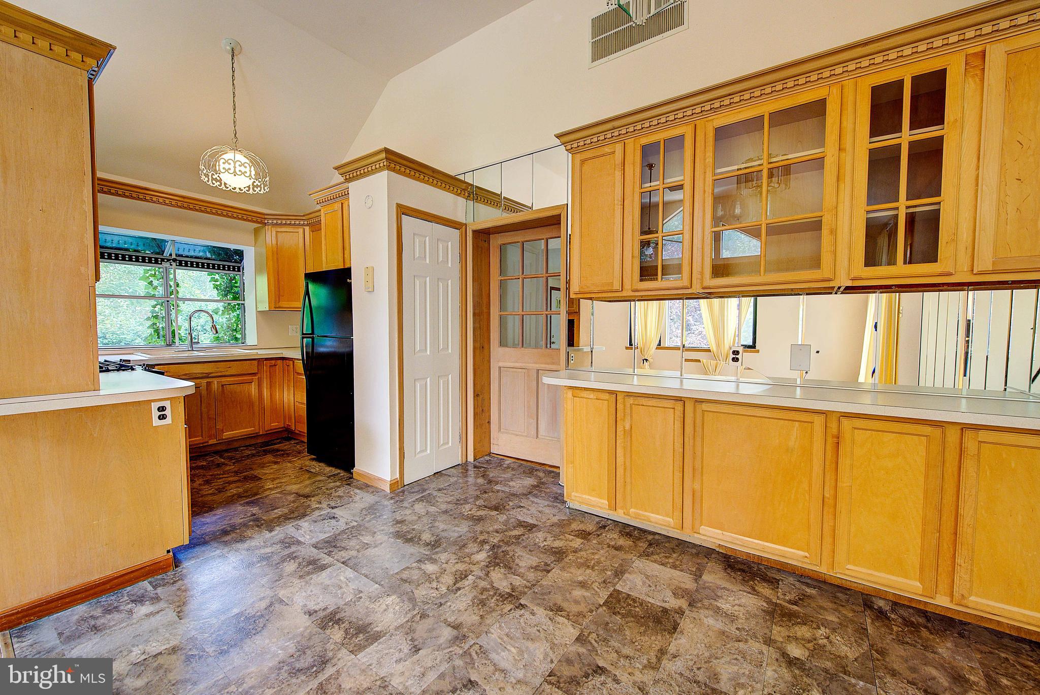 EAST FALLS - Residential