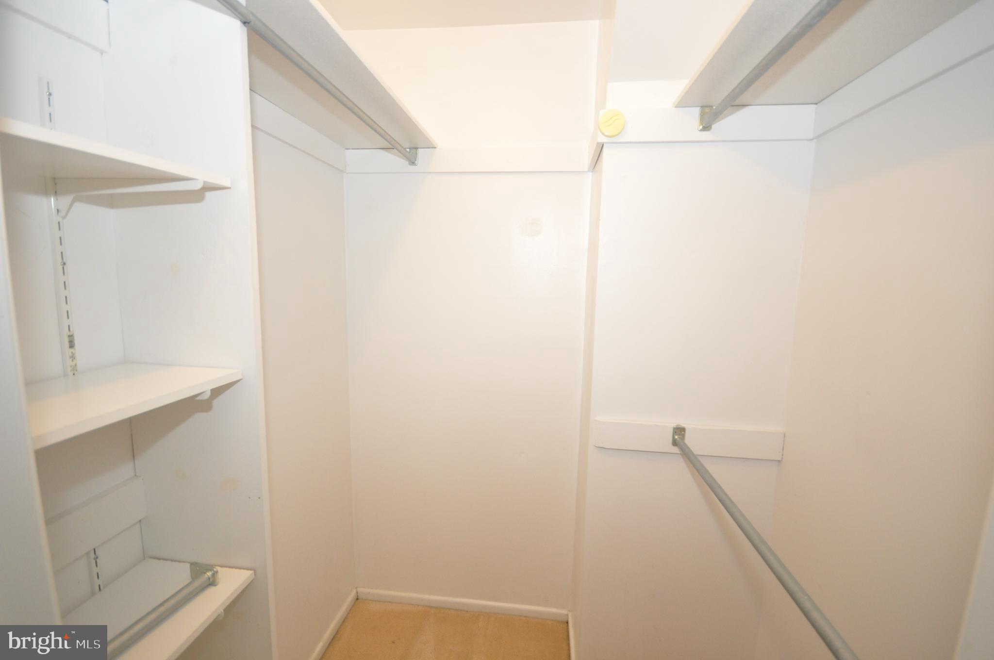 ROCKSHIRE - Residential