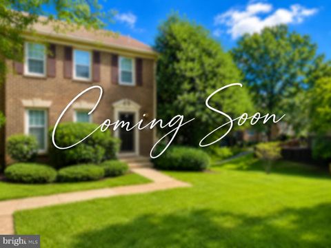 Photo of 3714 Mount Airey Lane, ANNANDALE, VA 22003 (MLS # VAFX2314082)