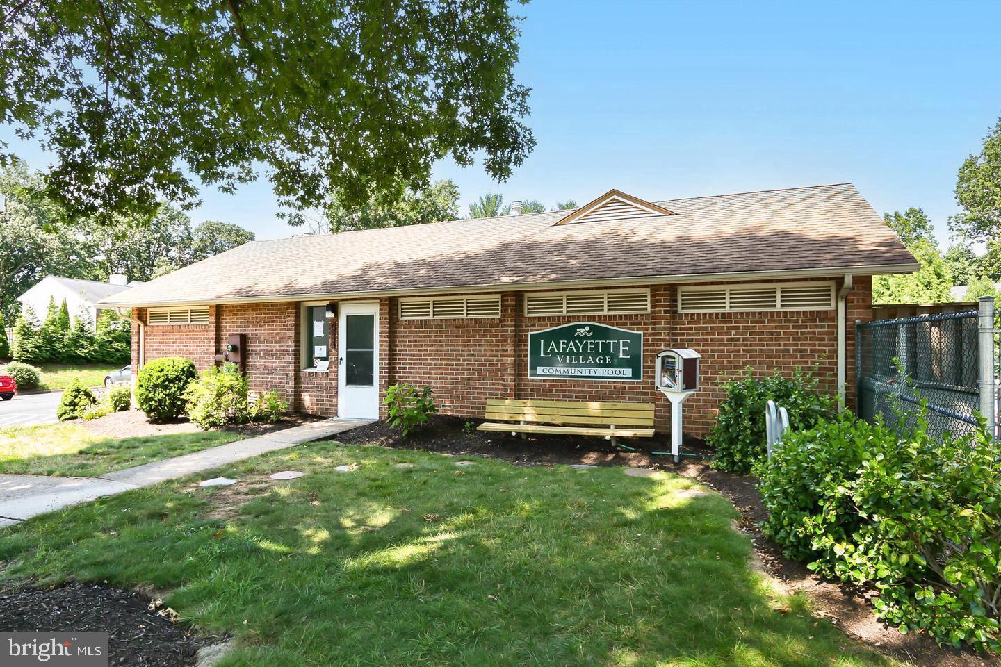 3714 MOUNT AIREY LANE