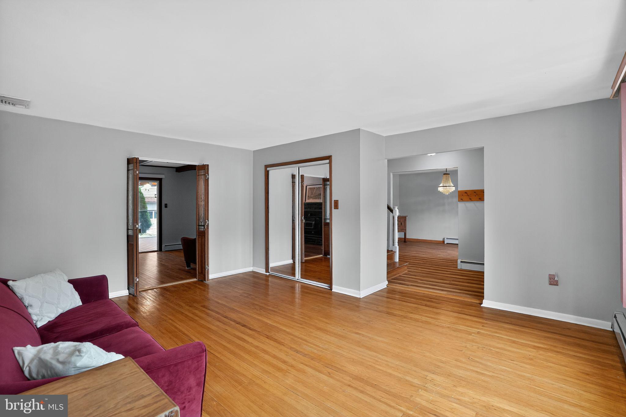 PINE RIDGE - Residential