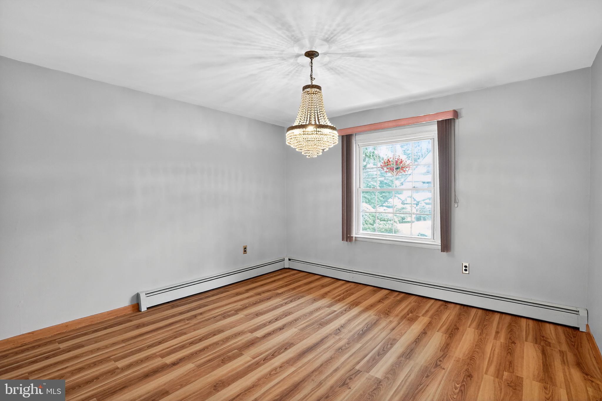 PINE RIDGE - Residential