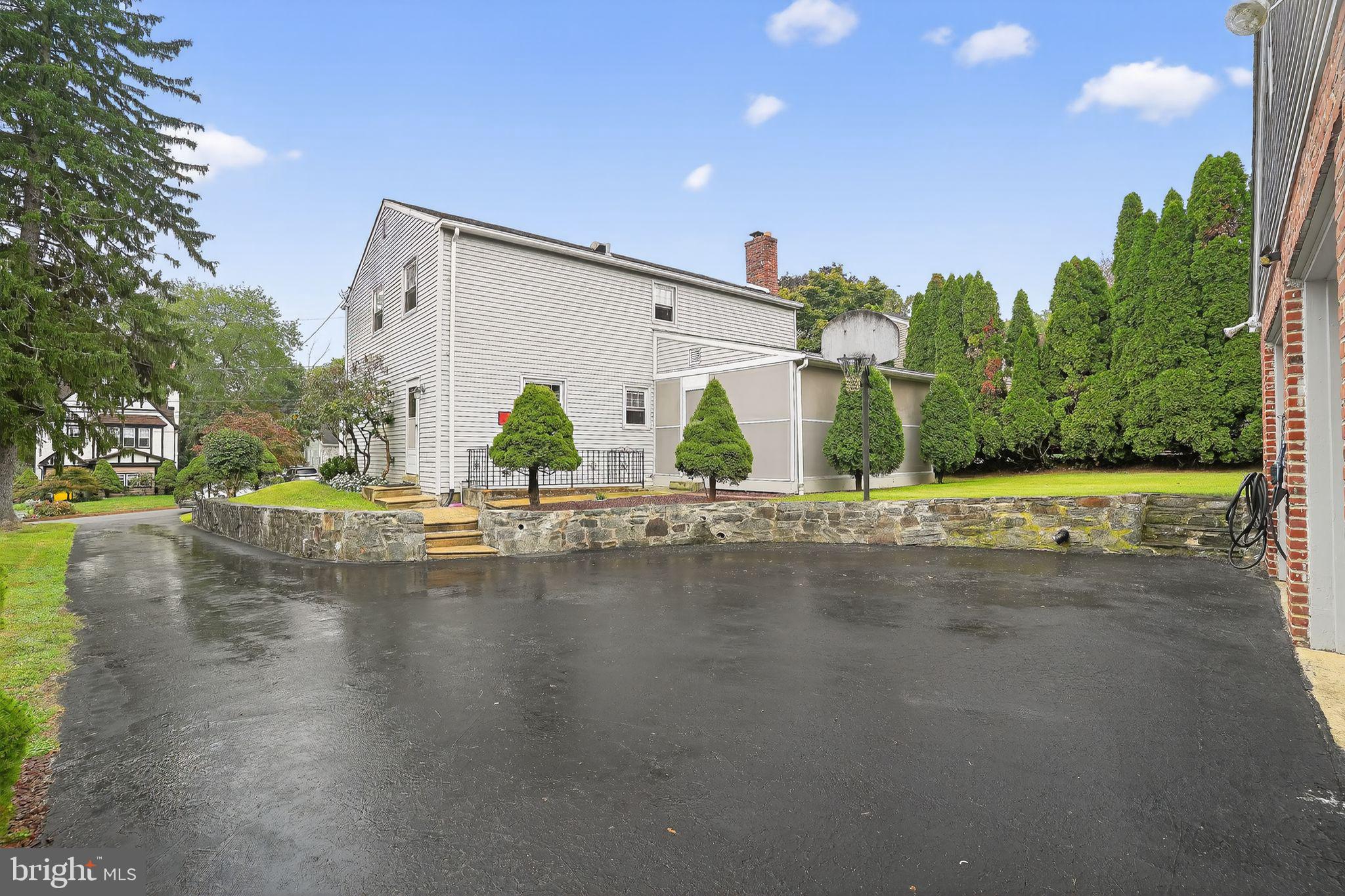 PINE RIDGE - Residential