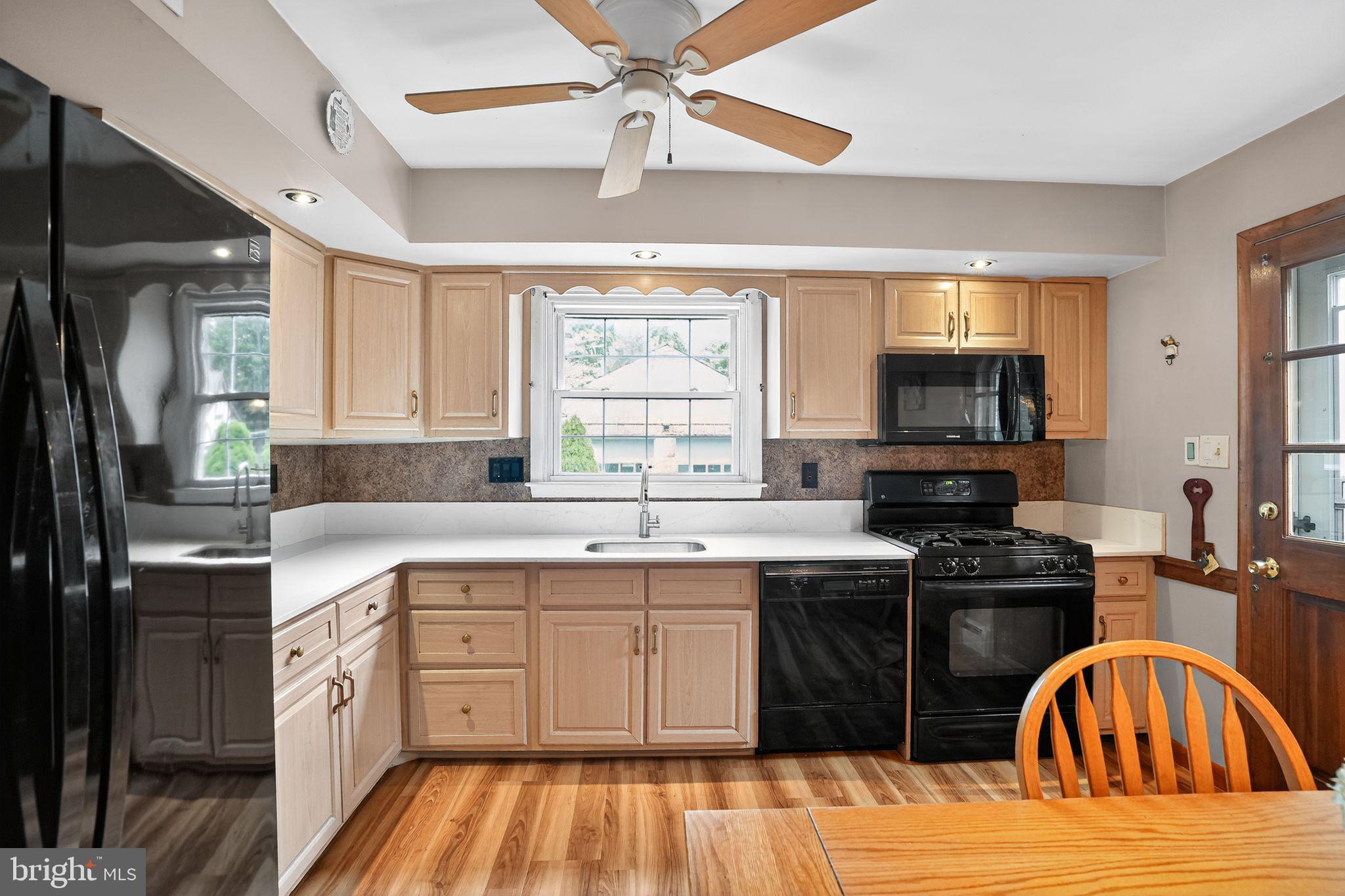 PINE RIDGE - Residential