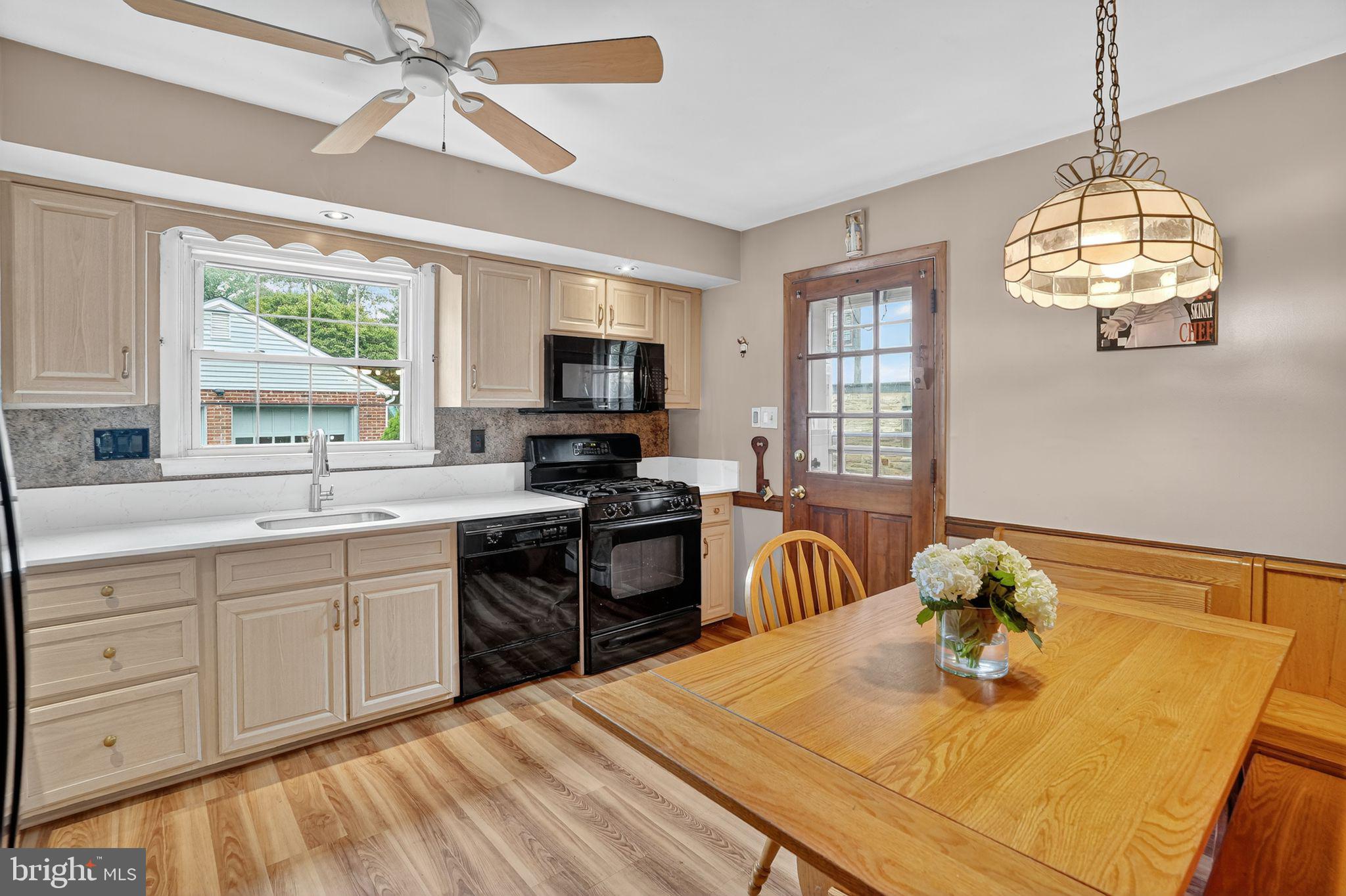 PINE RIDGE - Residential