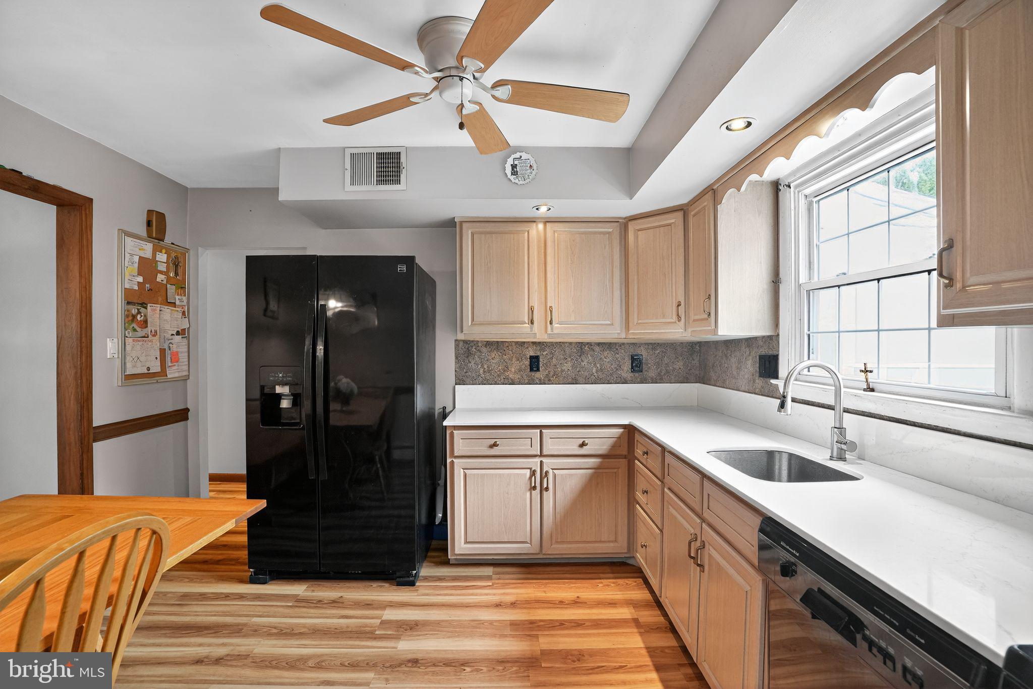 PINE RIDGE - Residential