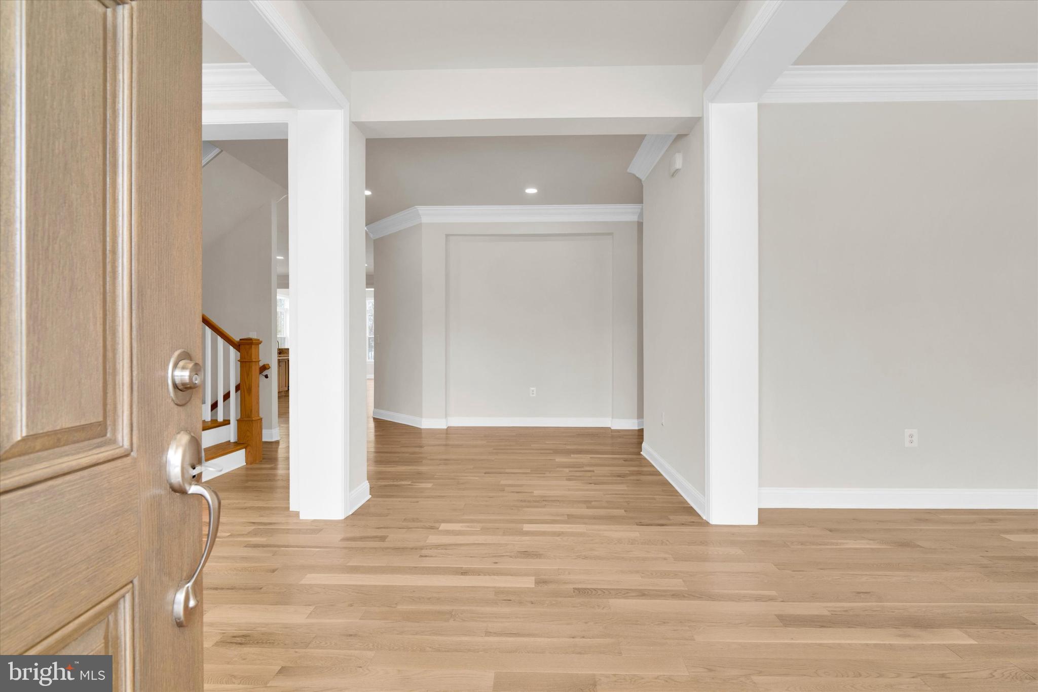 FAIRFAX MANOR - Residential