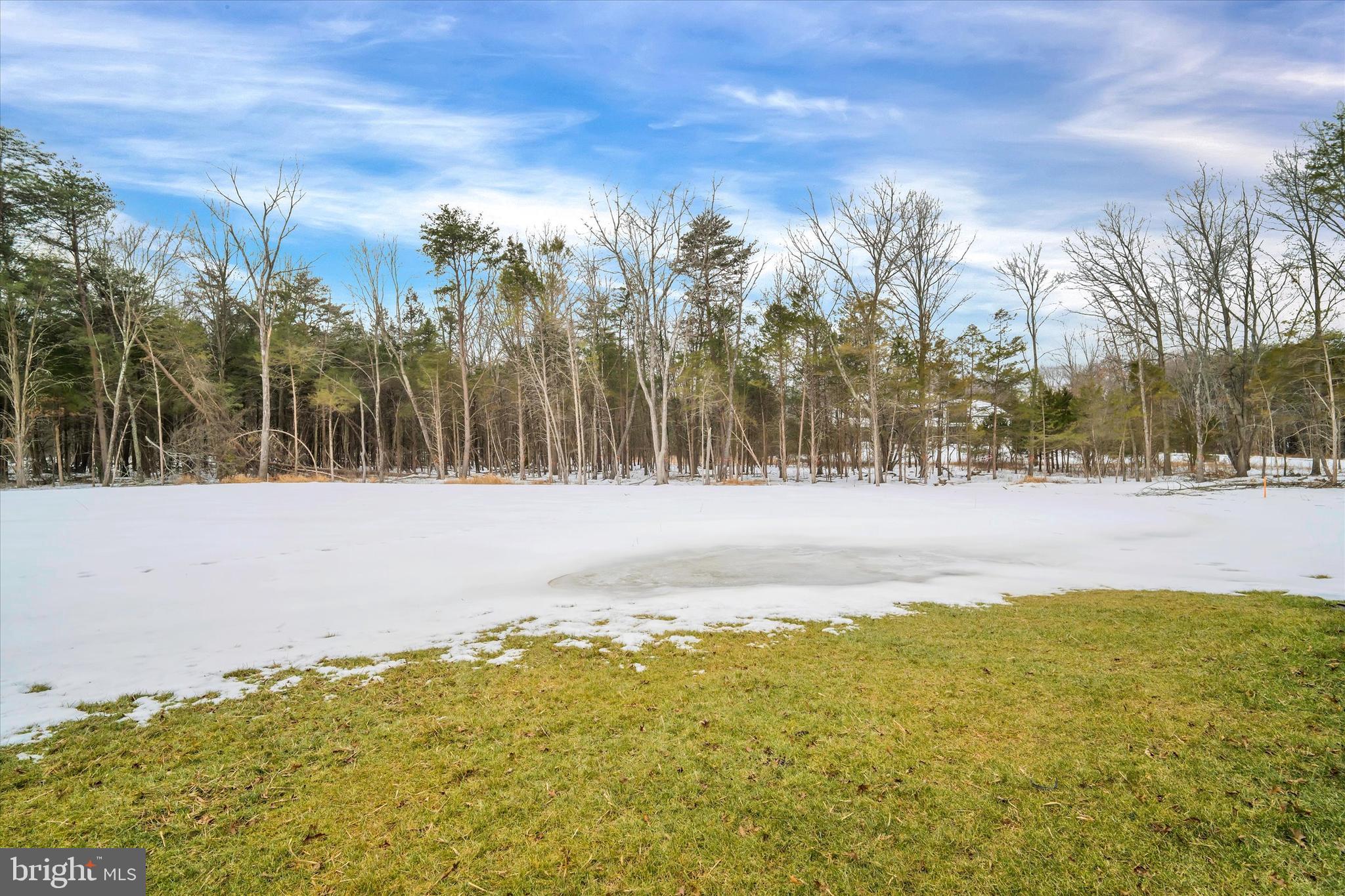FAIRFAX MANOR - Residential
