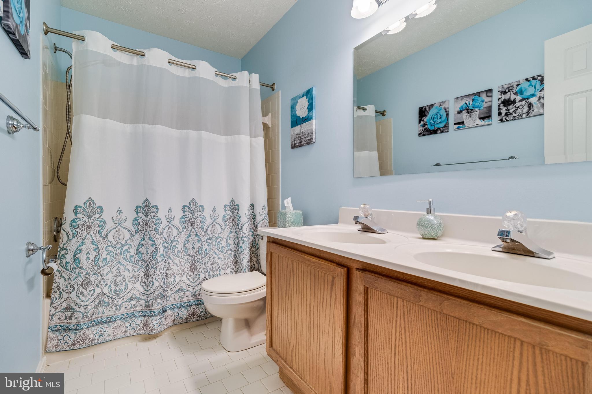 CLINTON VIEW - PLAT ONE - Residential