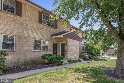 Townhouse For Sale - 109 Eaves Mill Road<br/> MEDFORD, NJ 08055