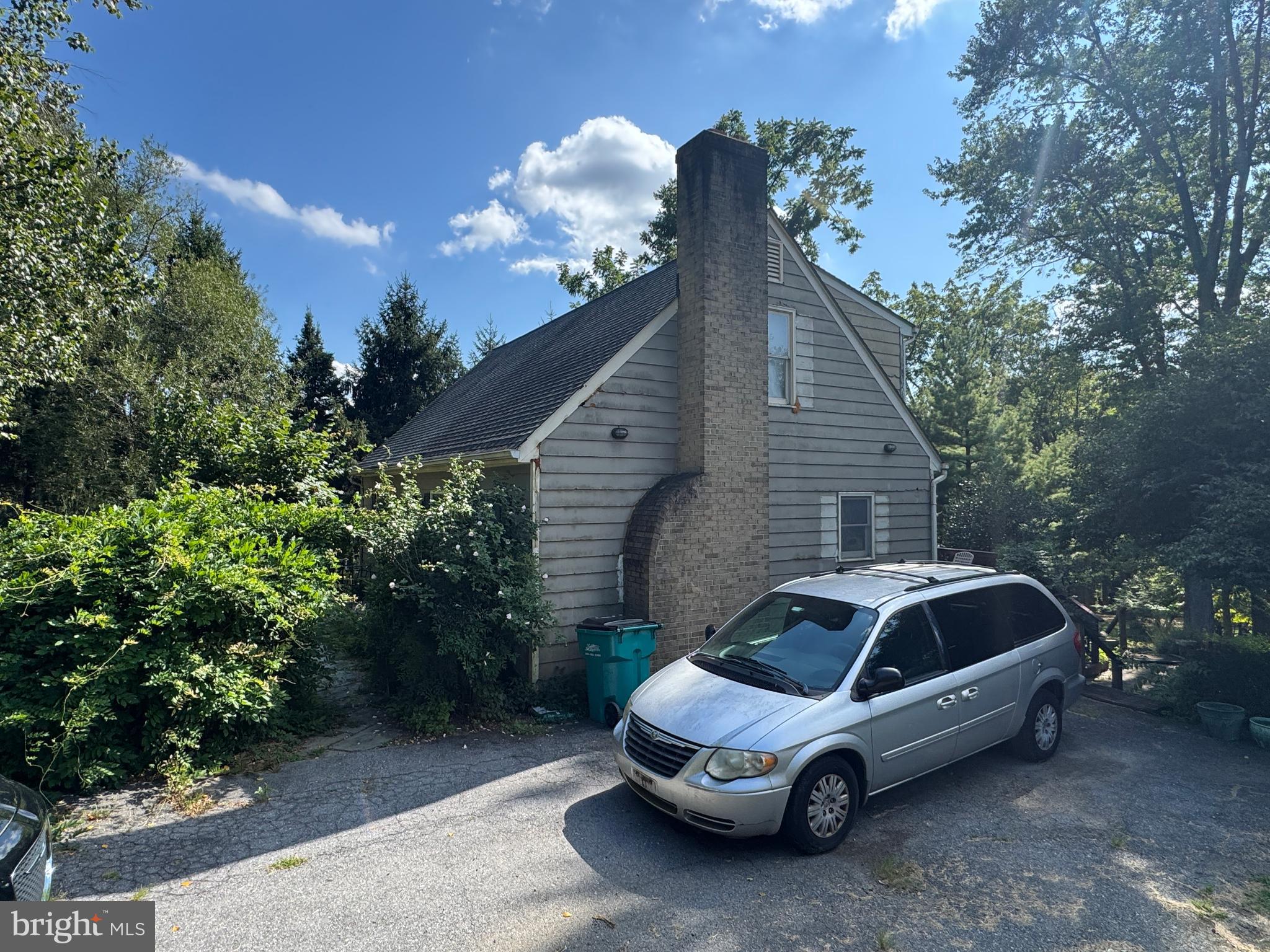 4635 OLD SWIMMING POOL ROAD