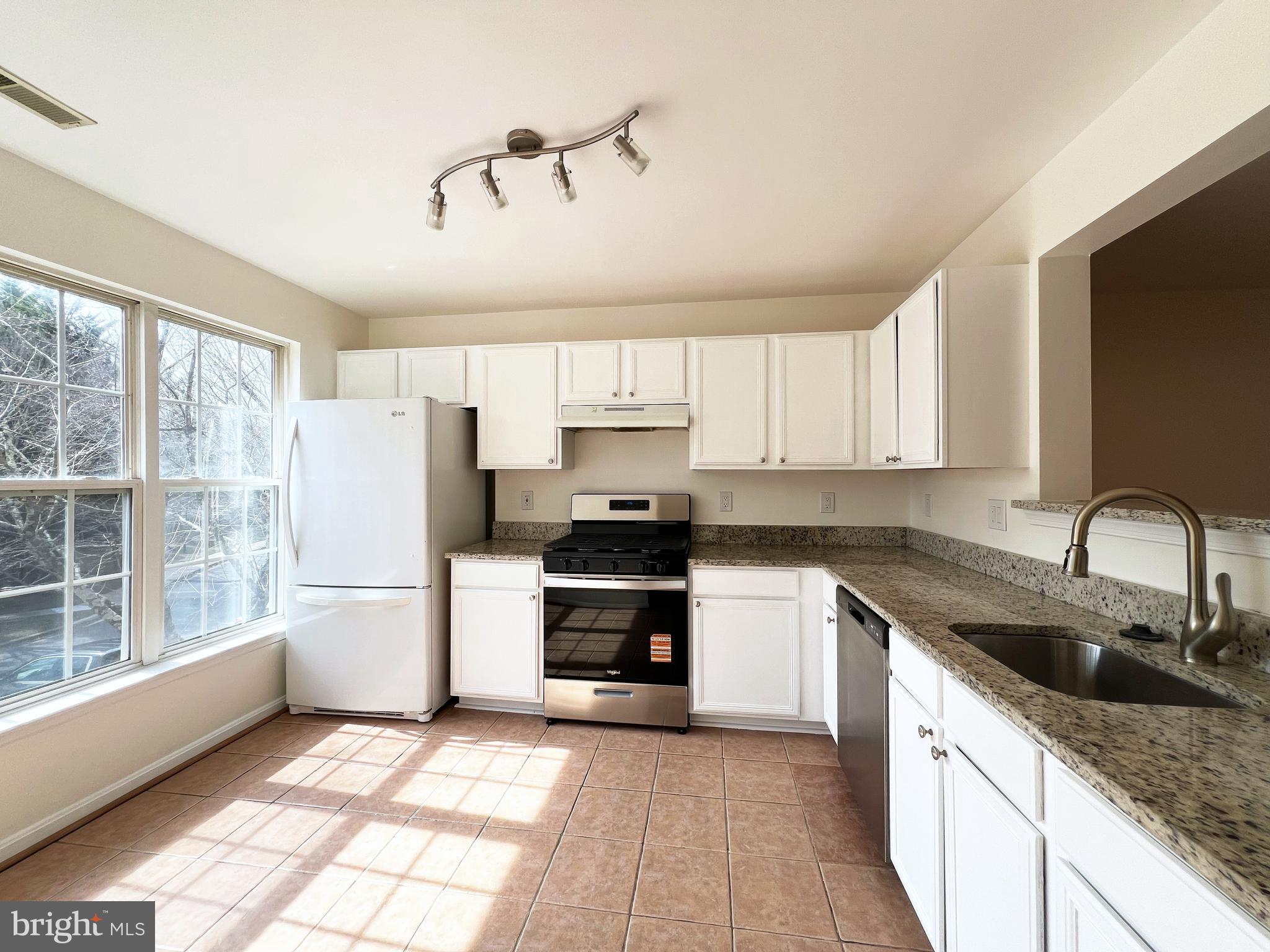 13758 PALMETTO CIRCLE 13758