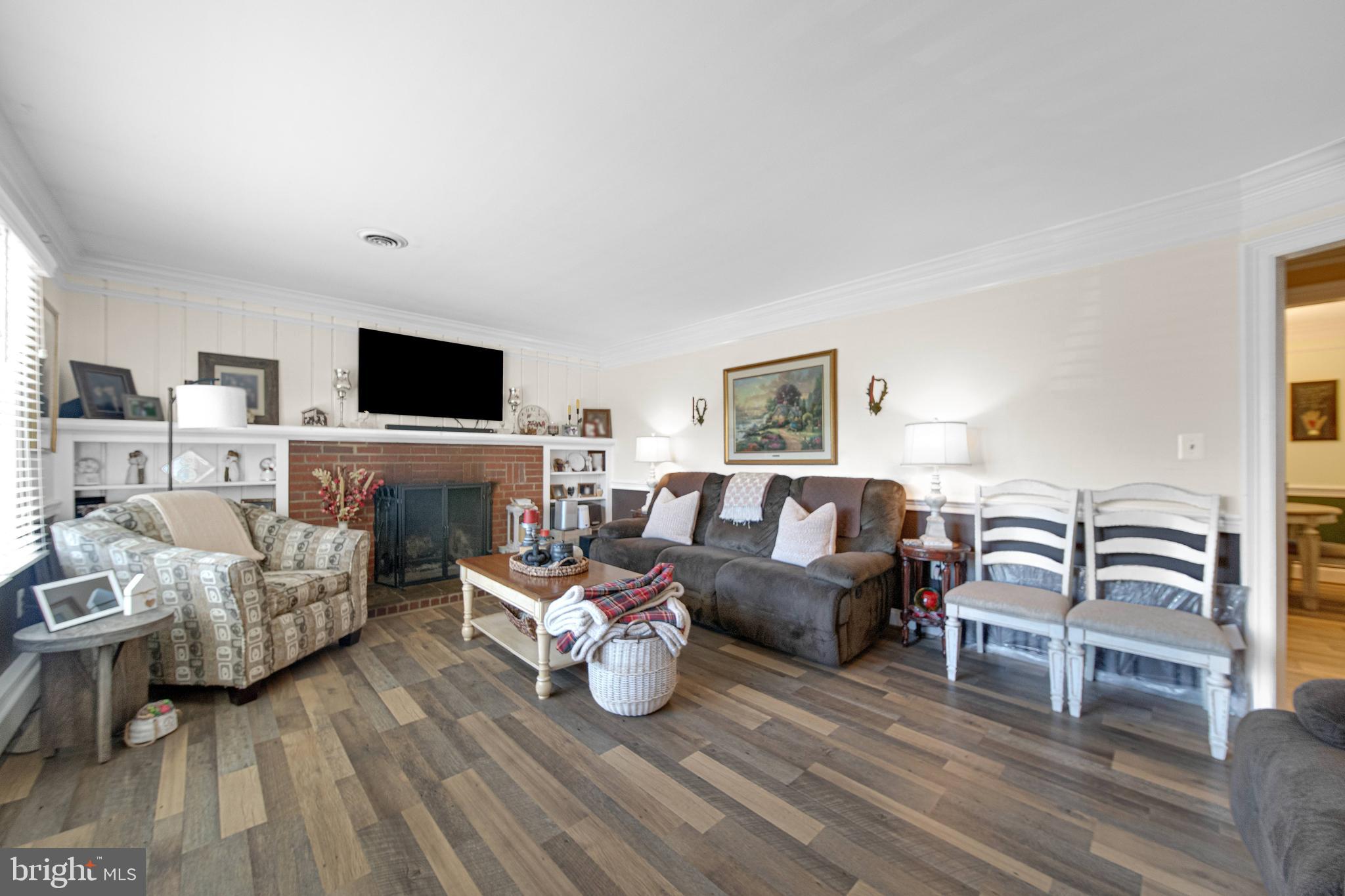 DAMASCUS OUTSIDE - Residential