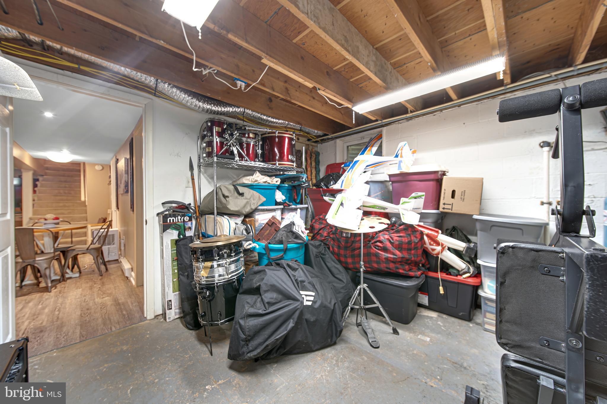 DAMASCUS OUTSIDE - Residential