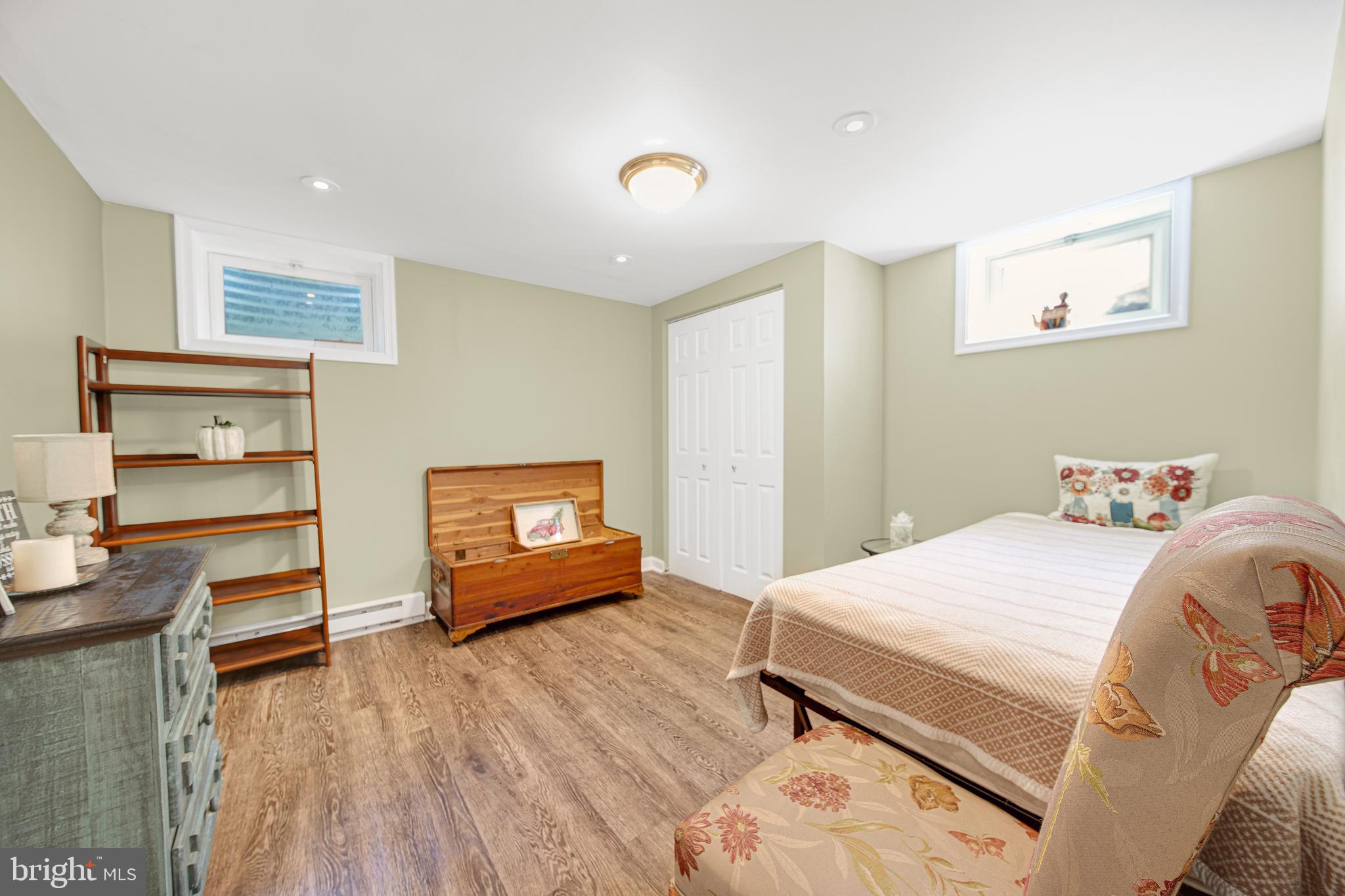 DAMASCUS OUTSIDE - Residential