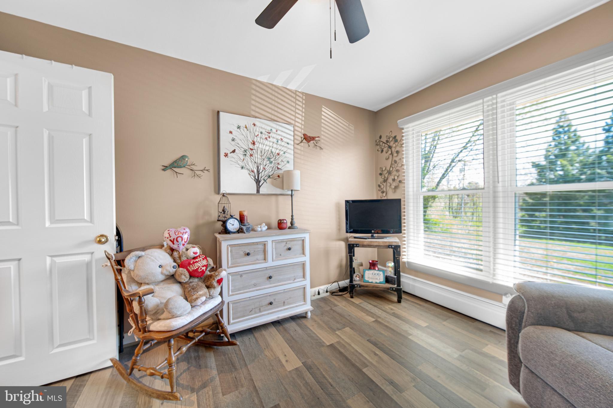 DAMASCUS OUTSIDE - Residential